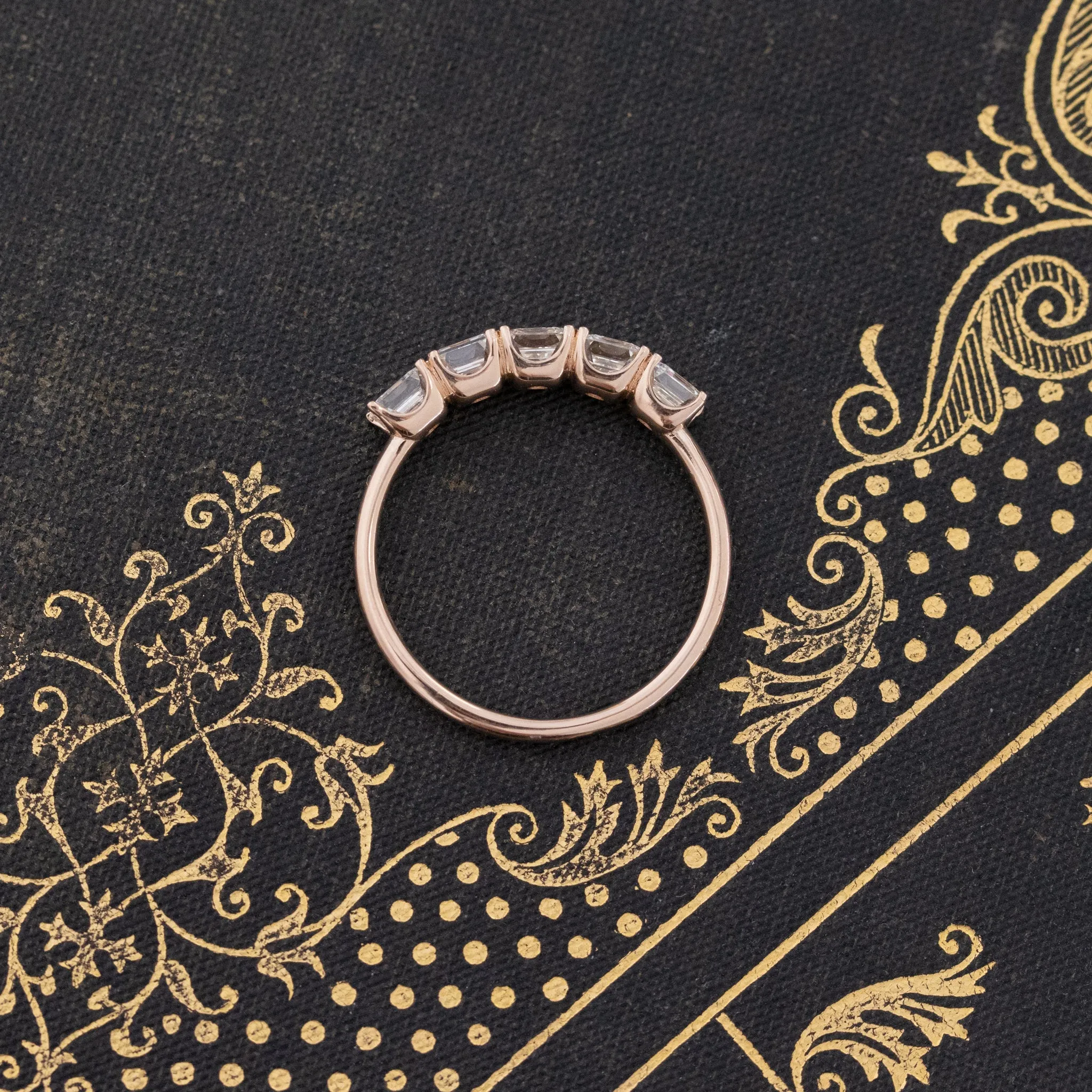 1.03ctw Asscher Cut Diamond 5-Stone Band