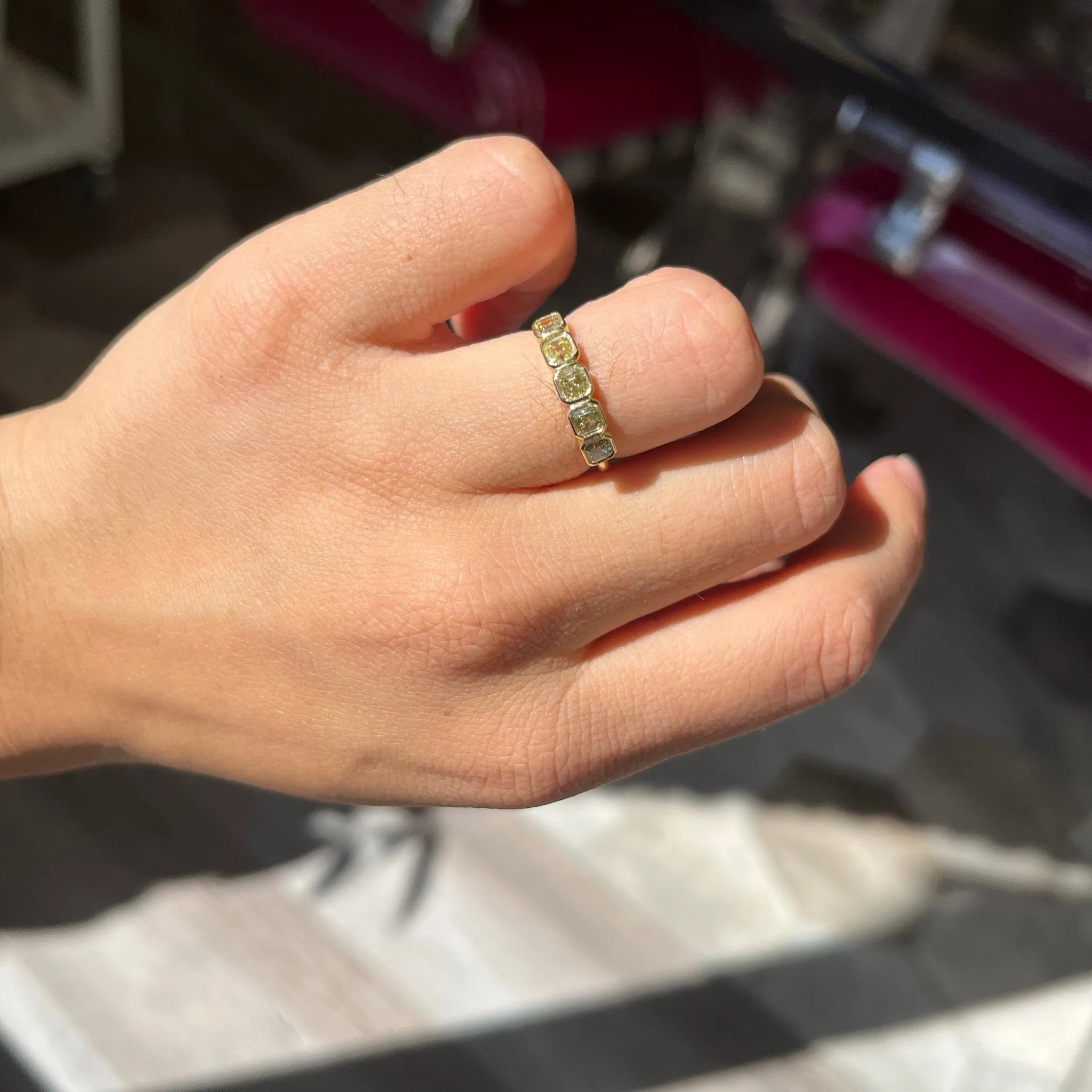1.15ctw Asscher Cut Diamond 5-Stone Bezel Band