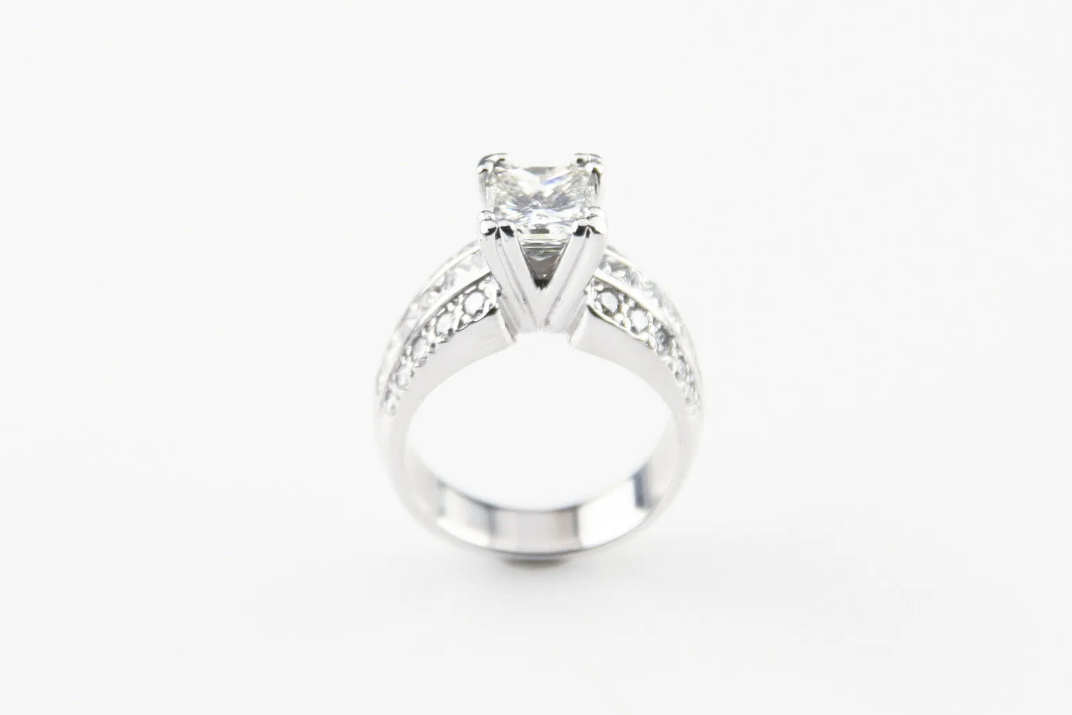 1.39 Carat Princess Cut Diamond 14k White Gold Engagement Ring w/ AIG-cert
