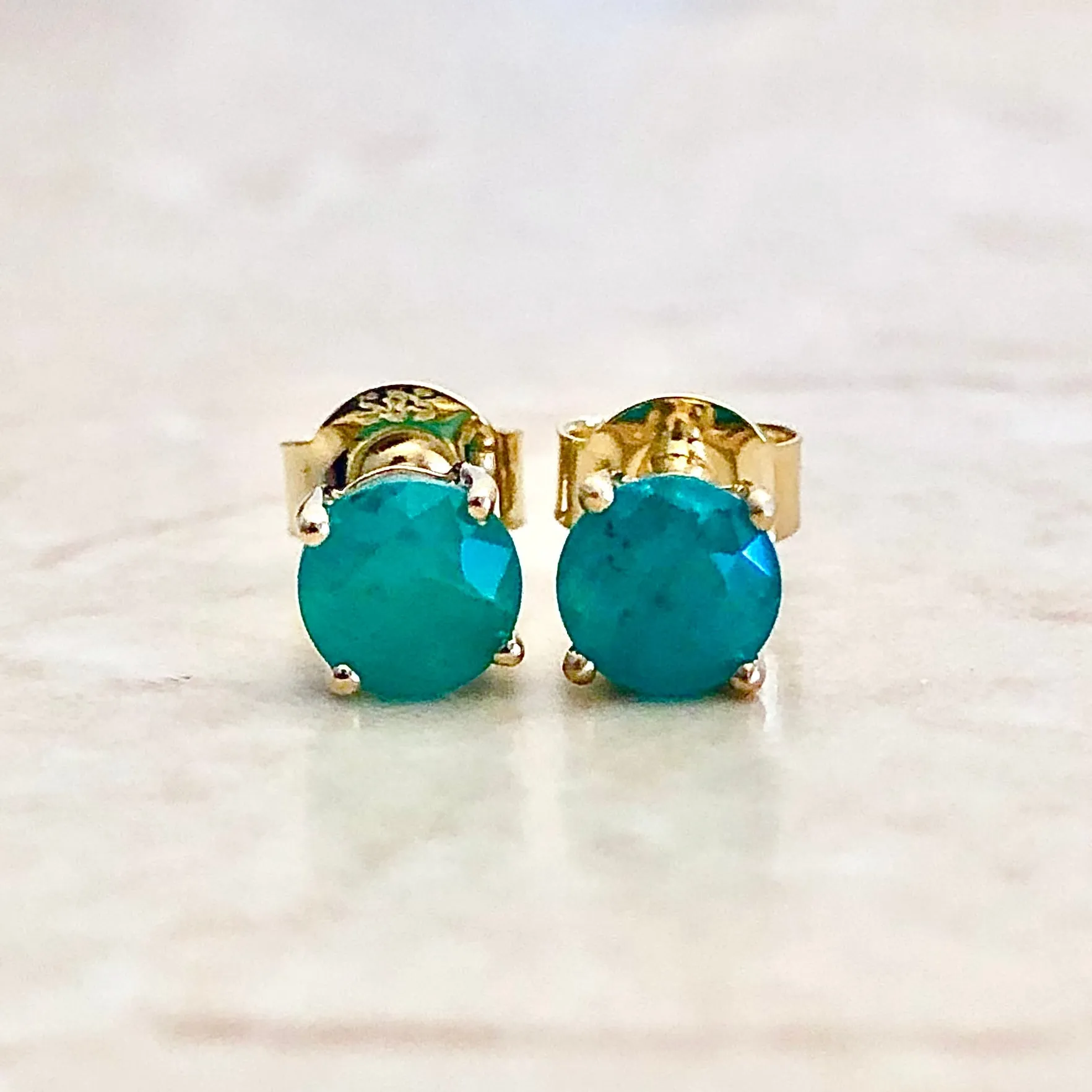14 Karat Yellow Gold May Birthstone Natural Round Emerald Stud Earrings