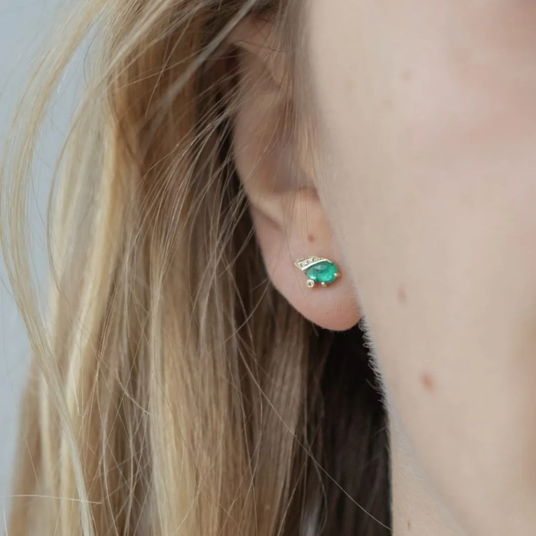 14K & Emerald "Eyelash" Earring with Diamond Details