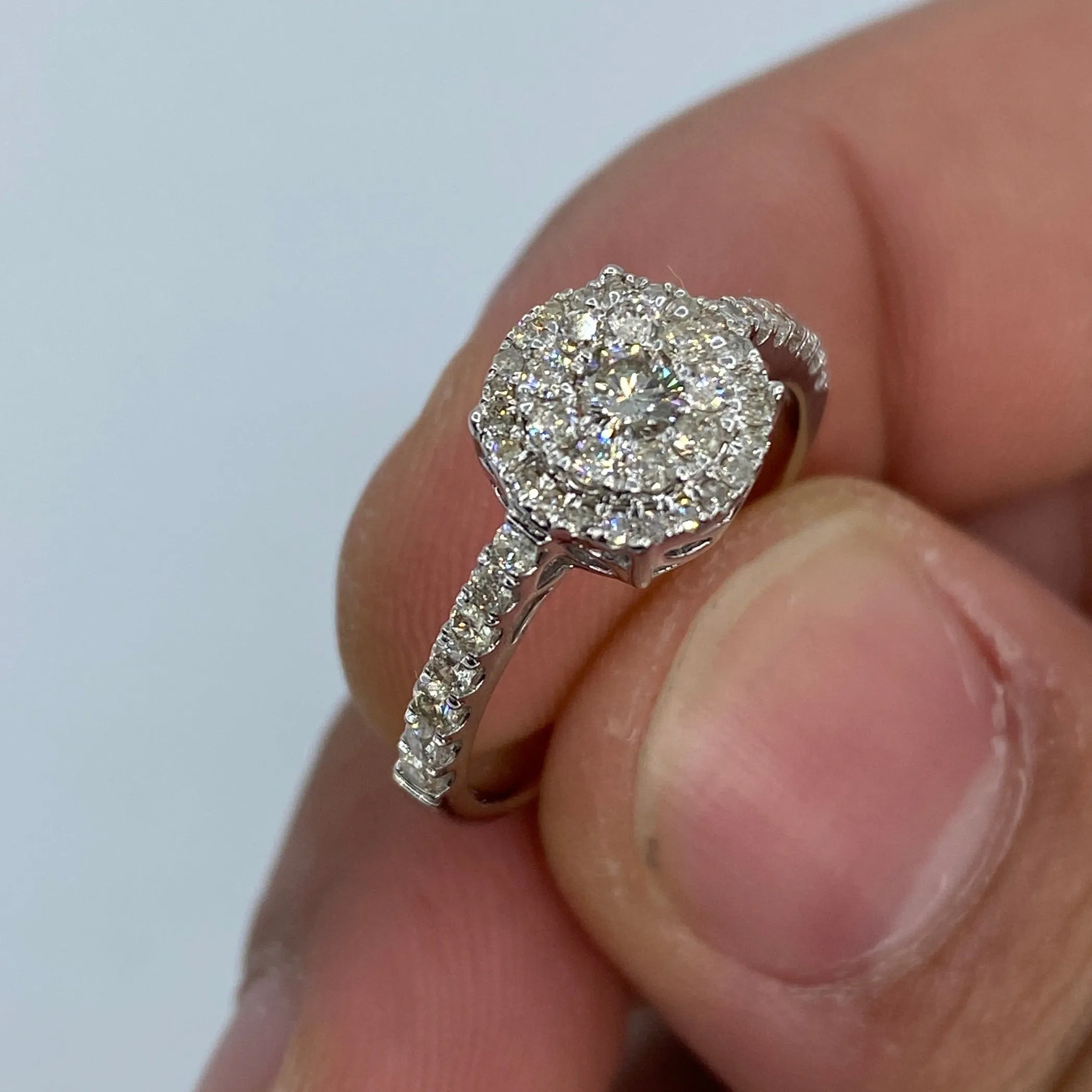 14K Circle Diamond Engagement Ring