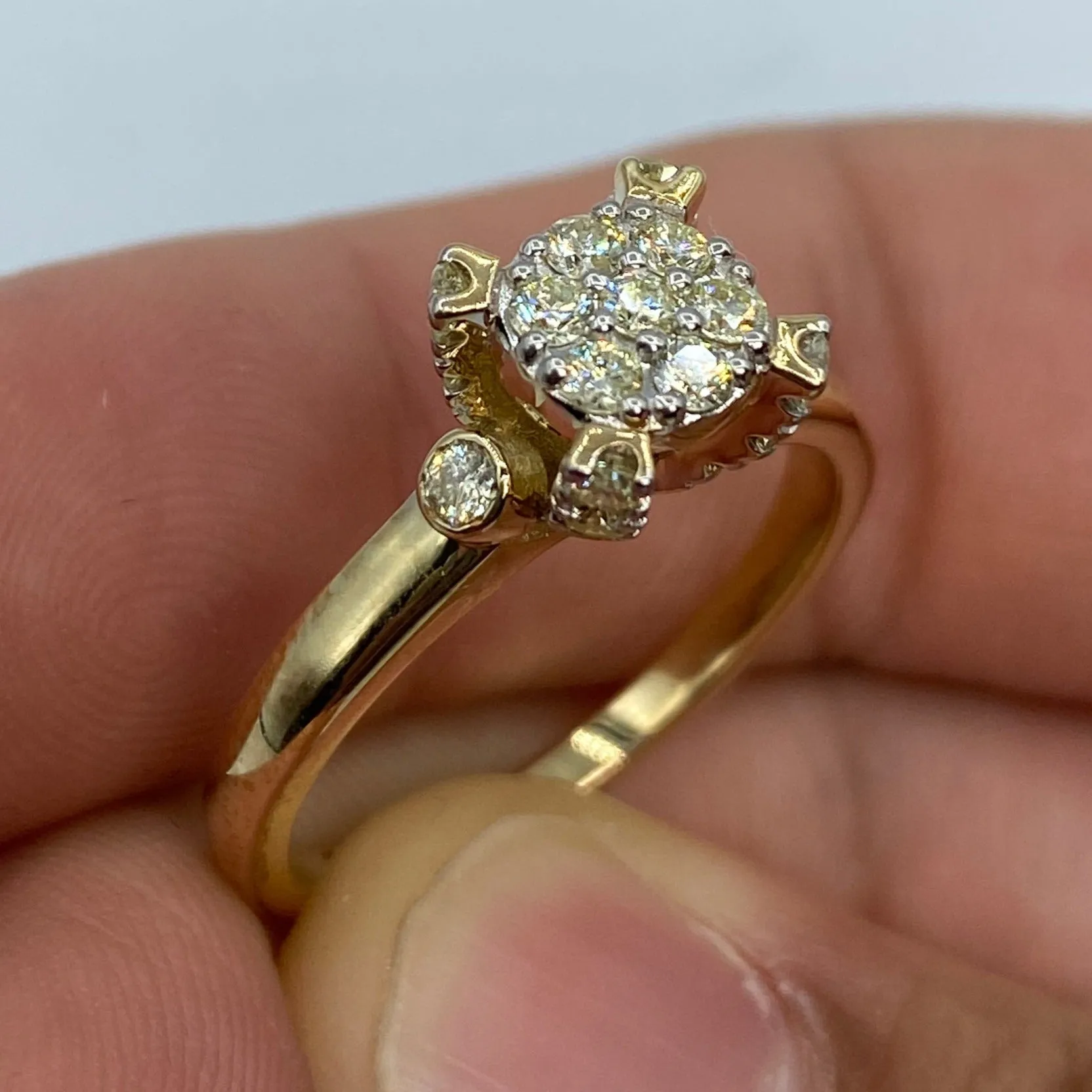 14K Flower Diamond Engagement Ring