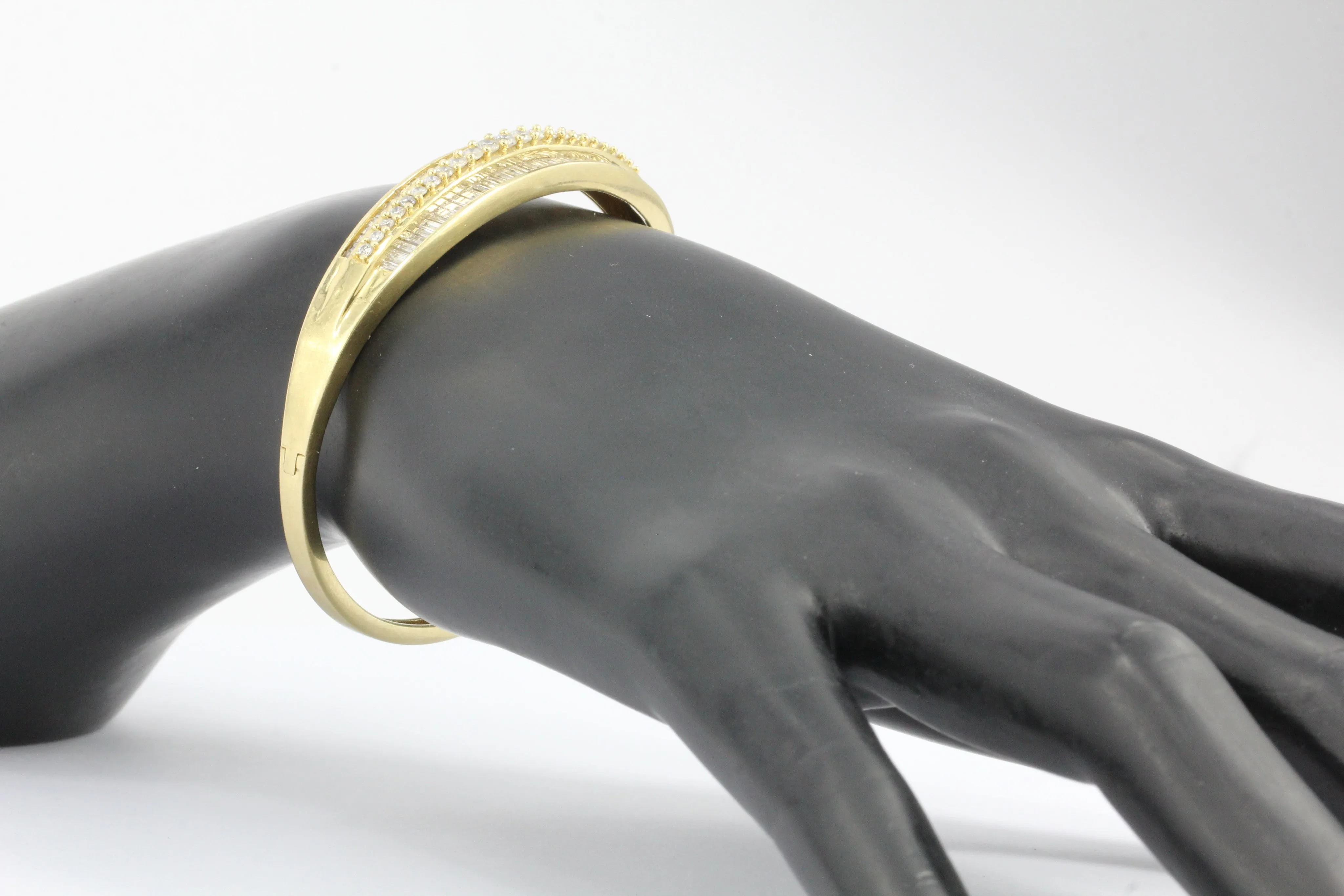 14K Gold 3 Carat Diamond Bangle Bracelet