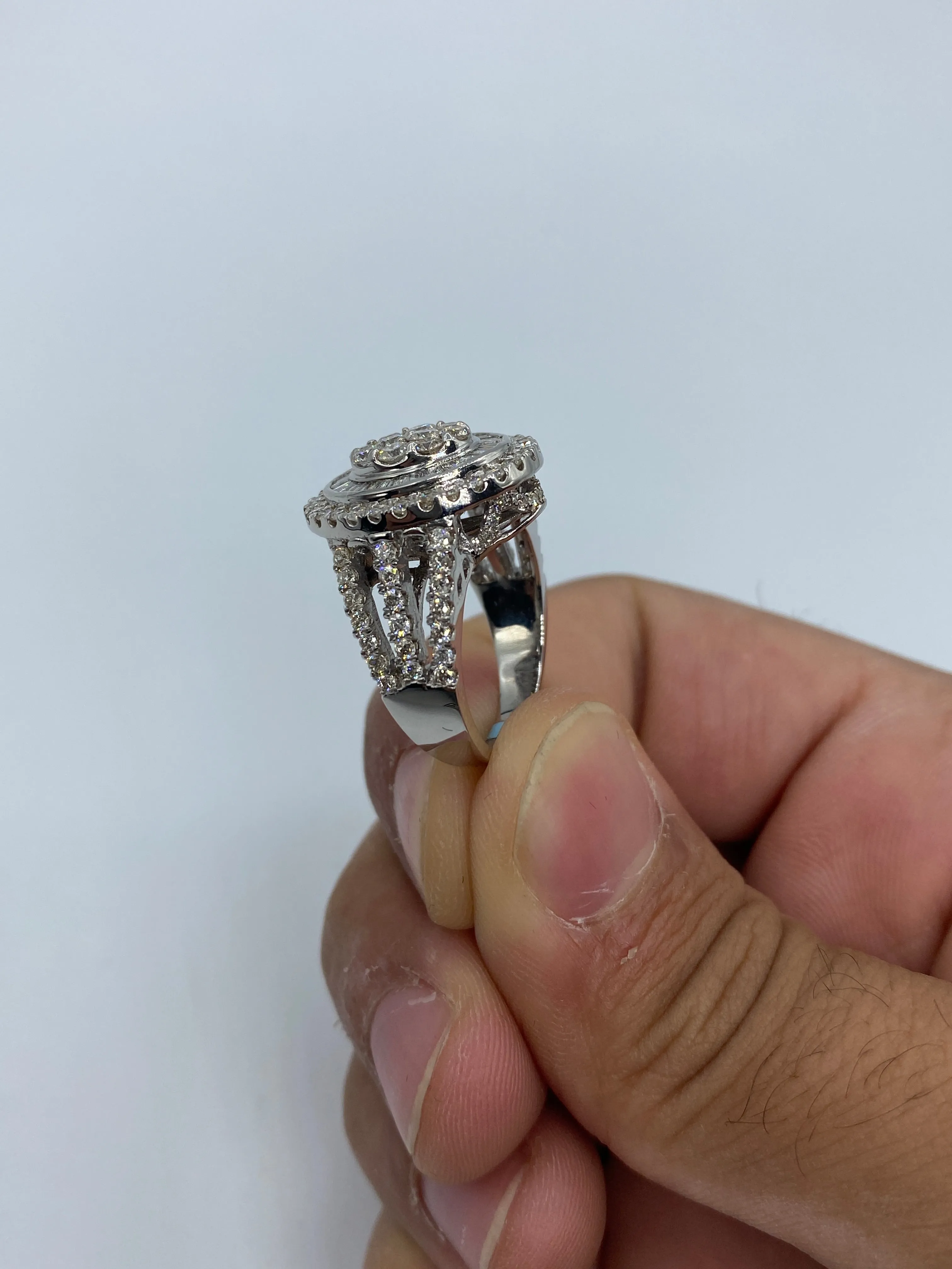 14K Oval Diamond Baguette Ring