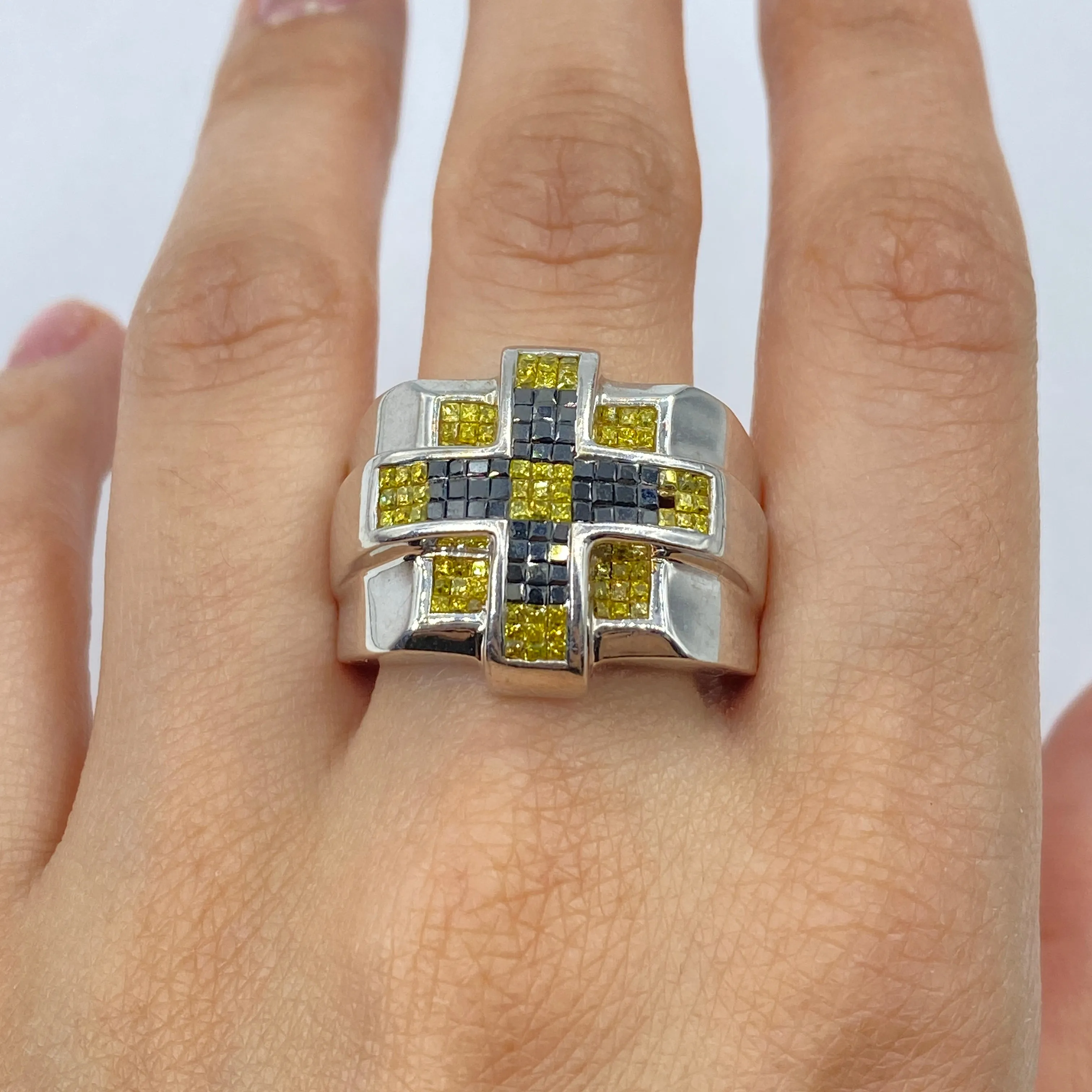 14K Quest Diamond Ring