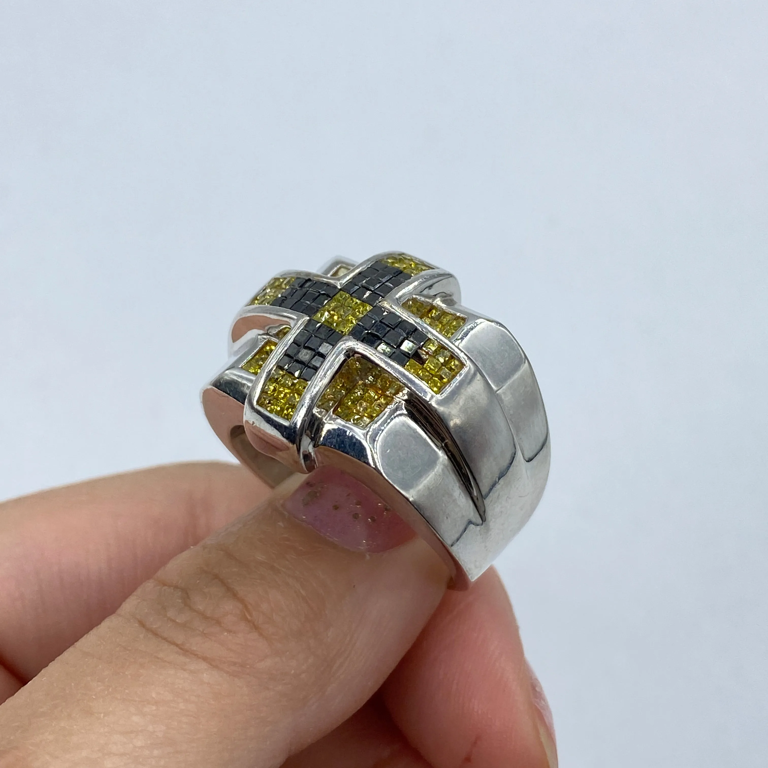 14K Quest Diamond Ring