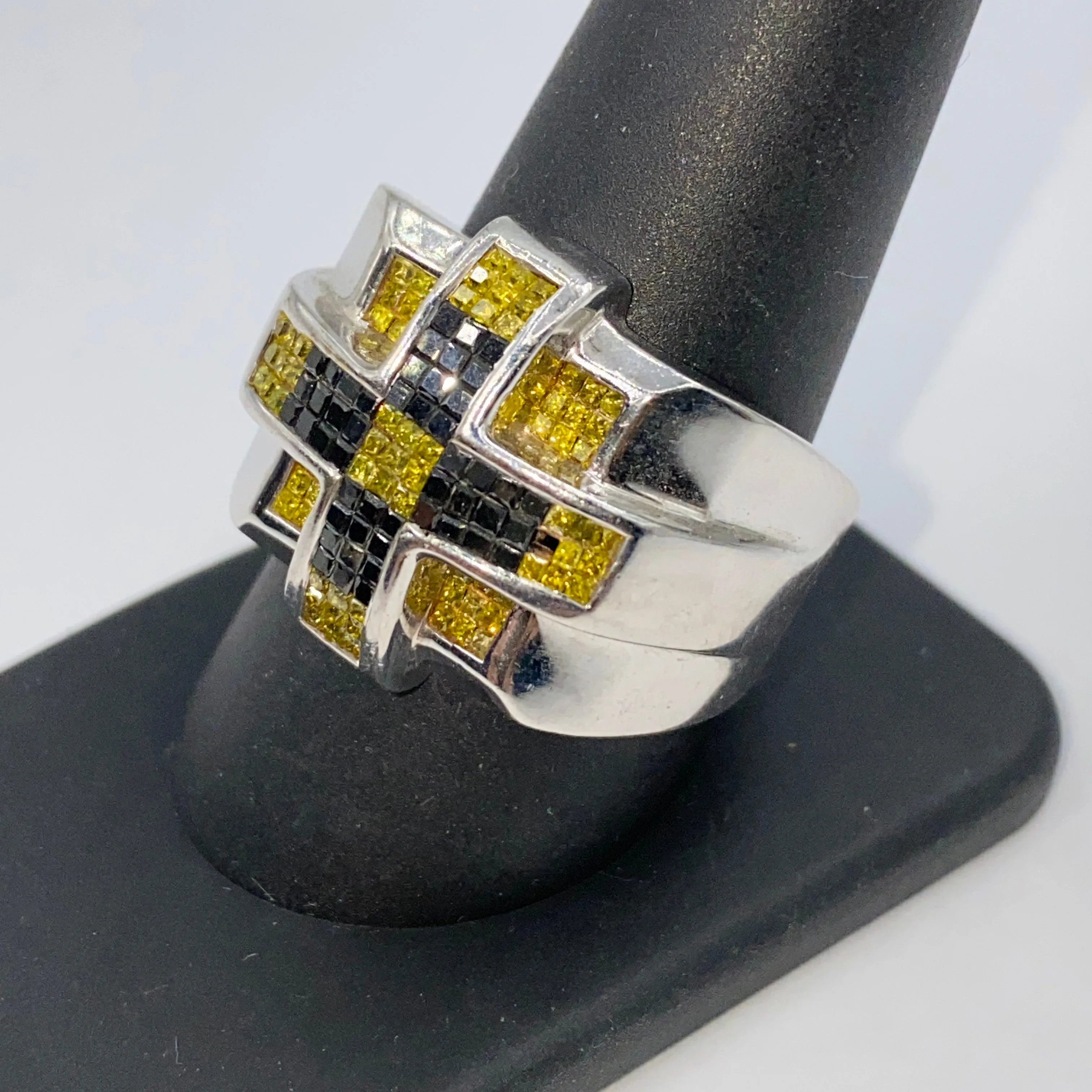14K Quest Diamond Ring