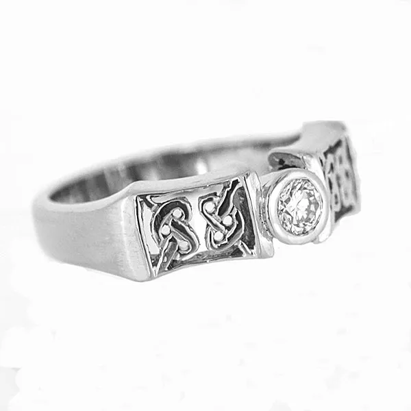 14K White Gold 0.22 ct Round Full Cut Diamond Celtic Knot Ring