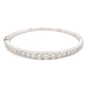 14K White Gold Graduated Diamond Bangle (3.81ctw)
