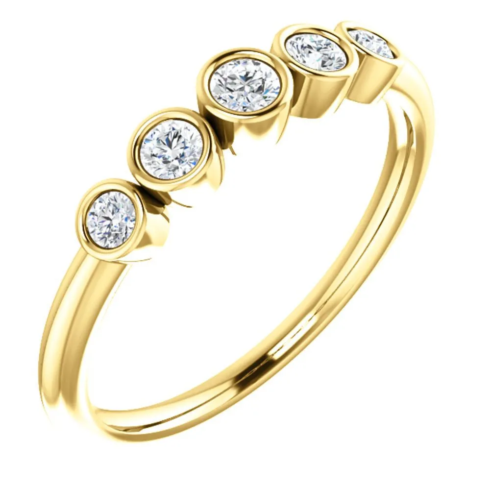 14k Yellow Gold 1/4 CTW Diamond Graduated Bezel Set Ring, Size 7