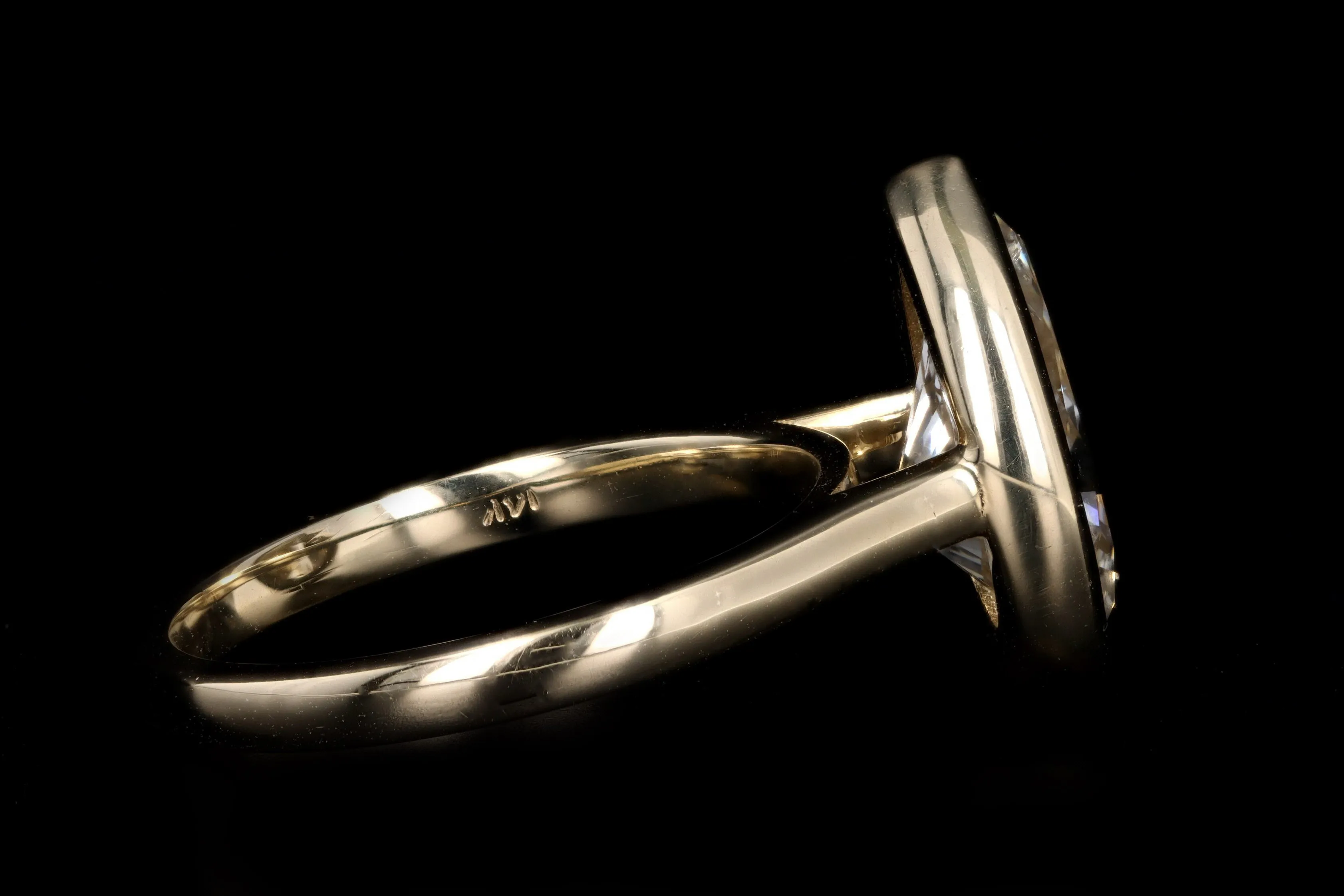 14K Yellow Gold 3.47 Carat Pear Cut Diamond Engagement Ring