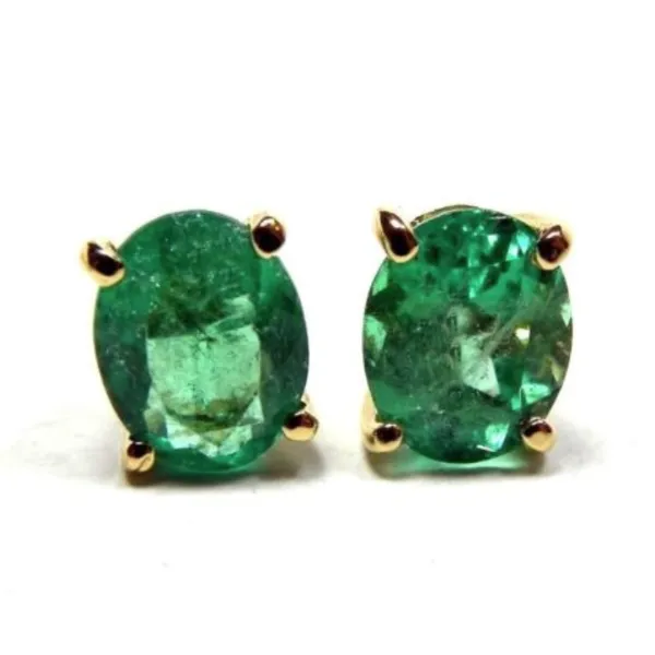 1.50 Carats Natural Colombian Emerald Oval Stud Earrings 18k Yellow Gold