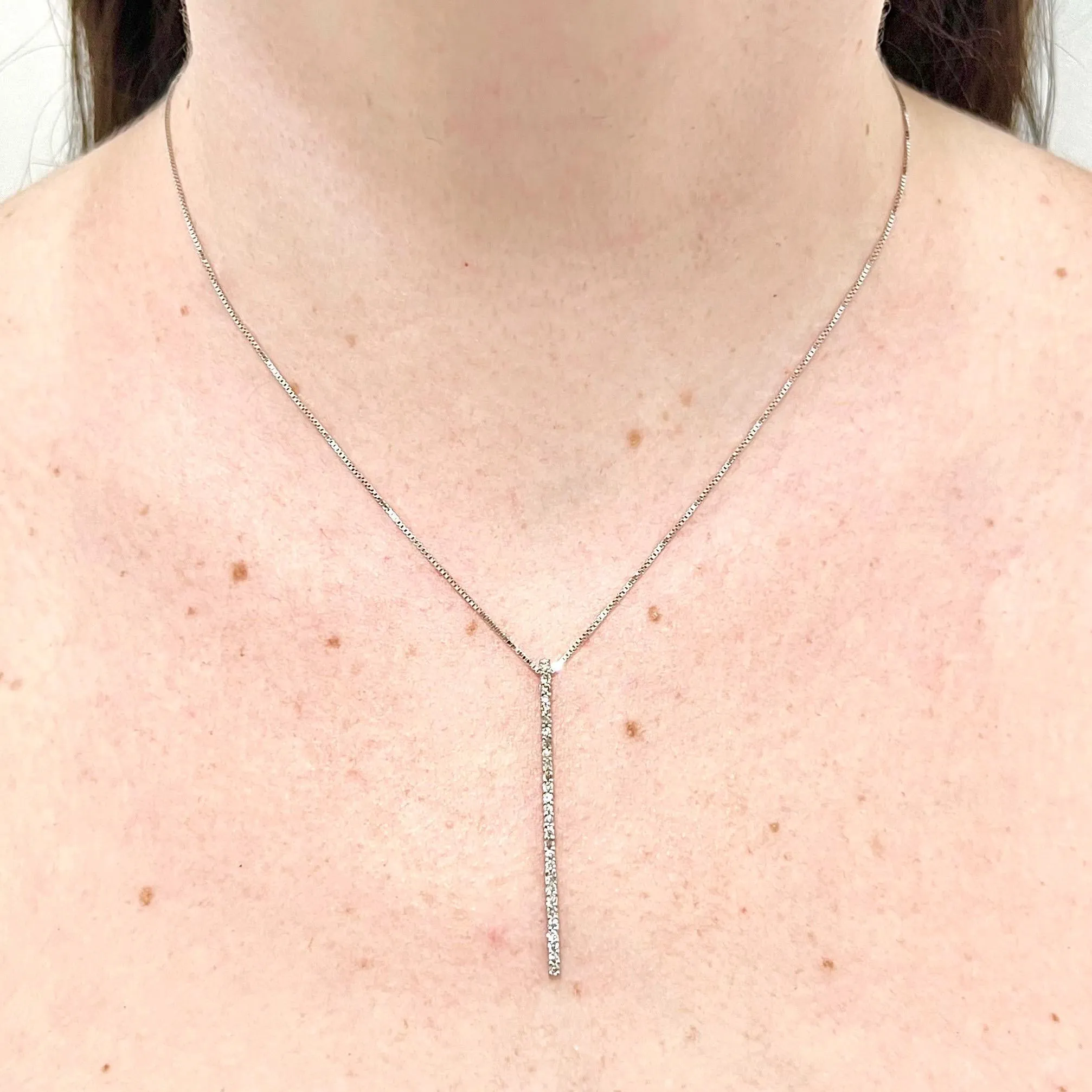 18 Karat White Gold Diamond Bar Lariat Necklace