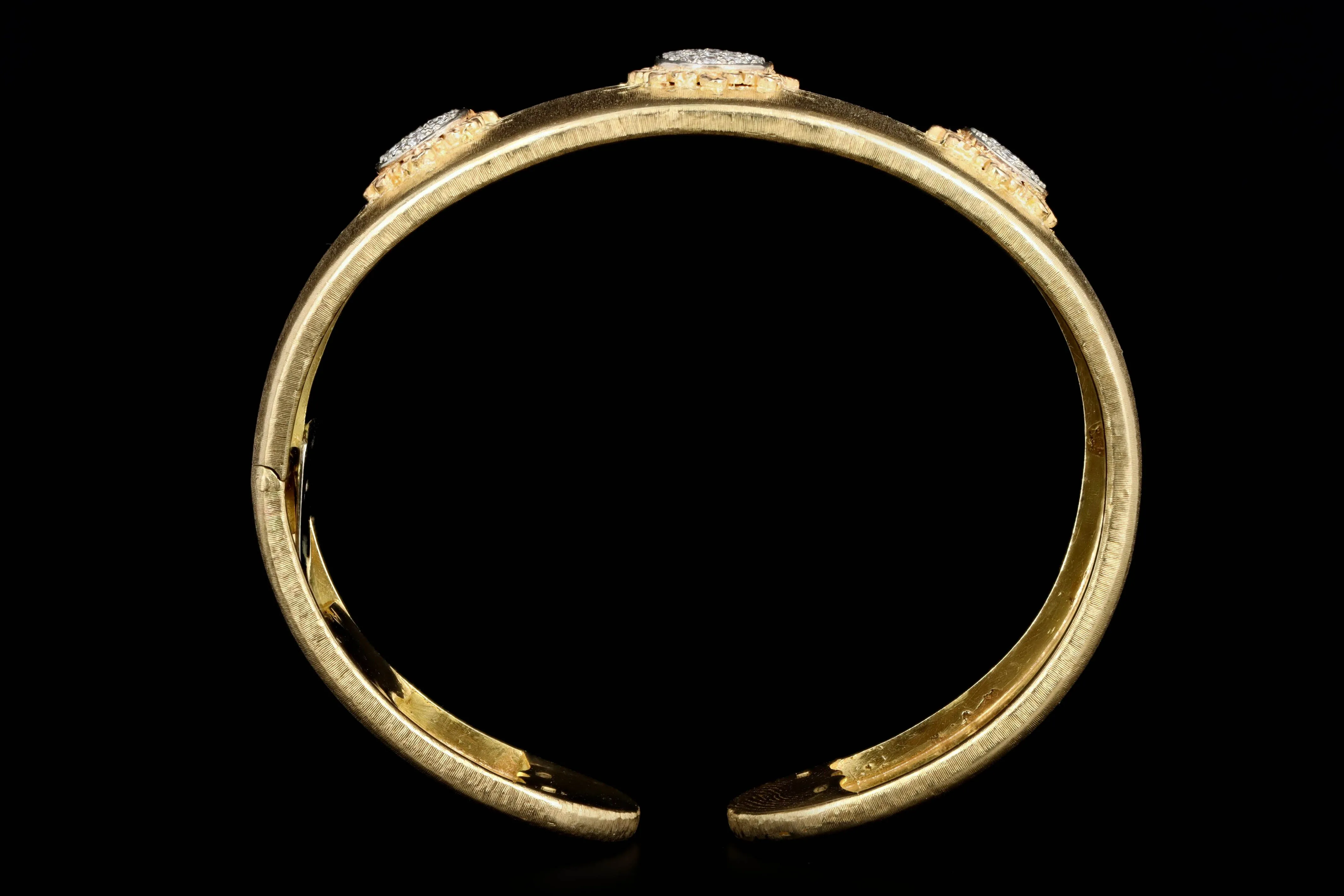 18K Yellow Gold 0.50 Carat Total Weight Diamond Pave Florentine Finish Cuff Bracelet