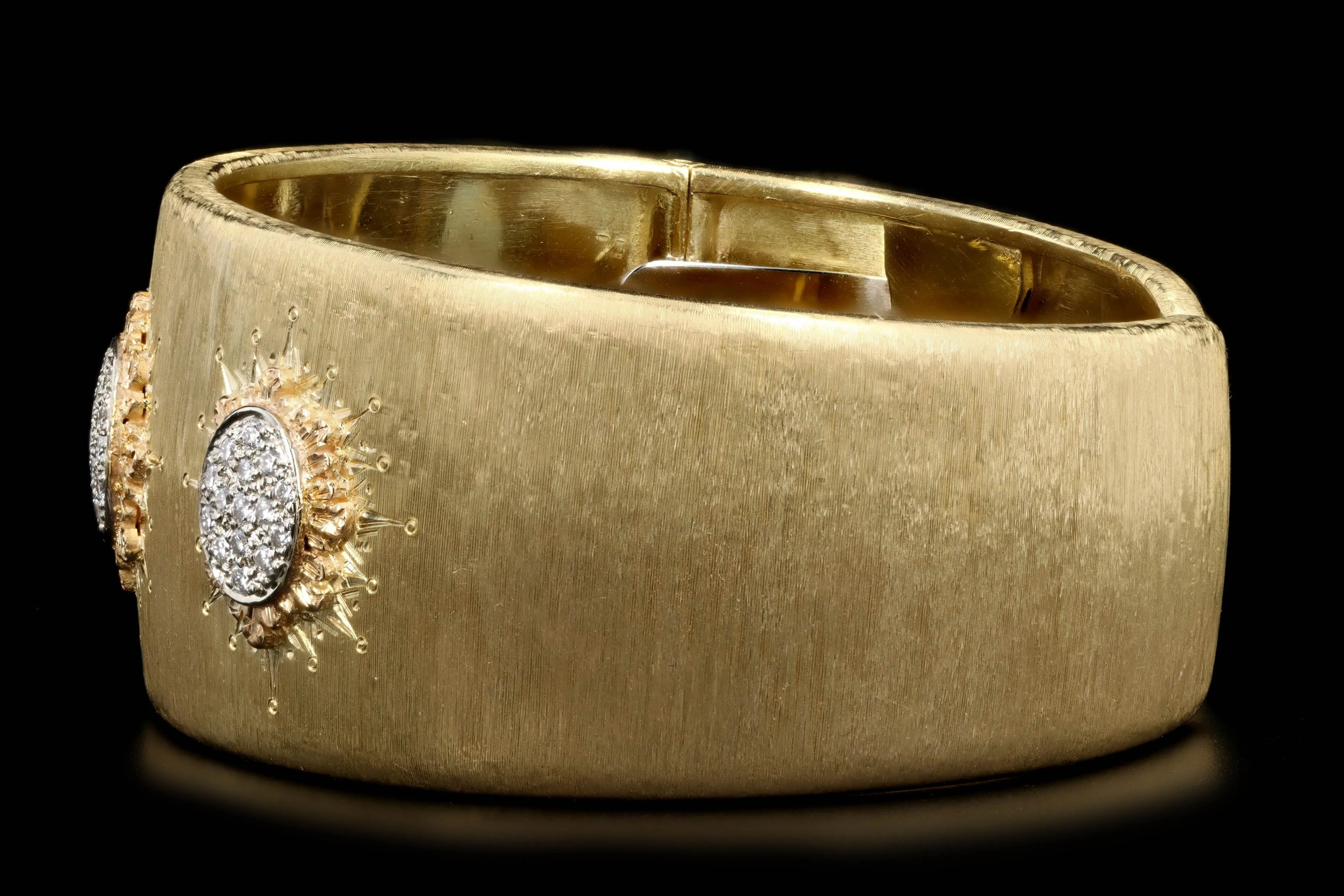 18K Yellow Gold 0.50 Carat Total Weight Diamond Pave Florentine Finish Cuff Bracelet