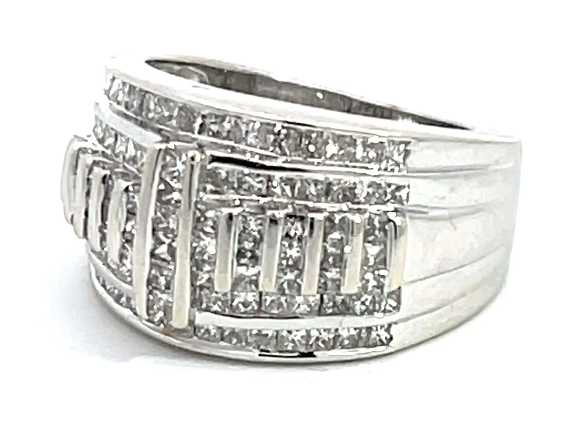 2.00 Carat Princess Cut Diamond Dome Band Ring in 14k White Gold
