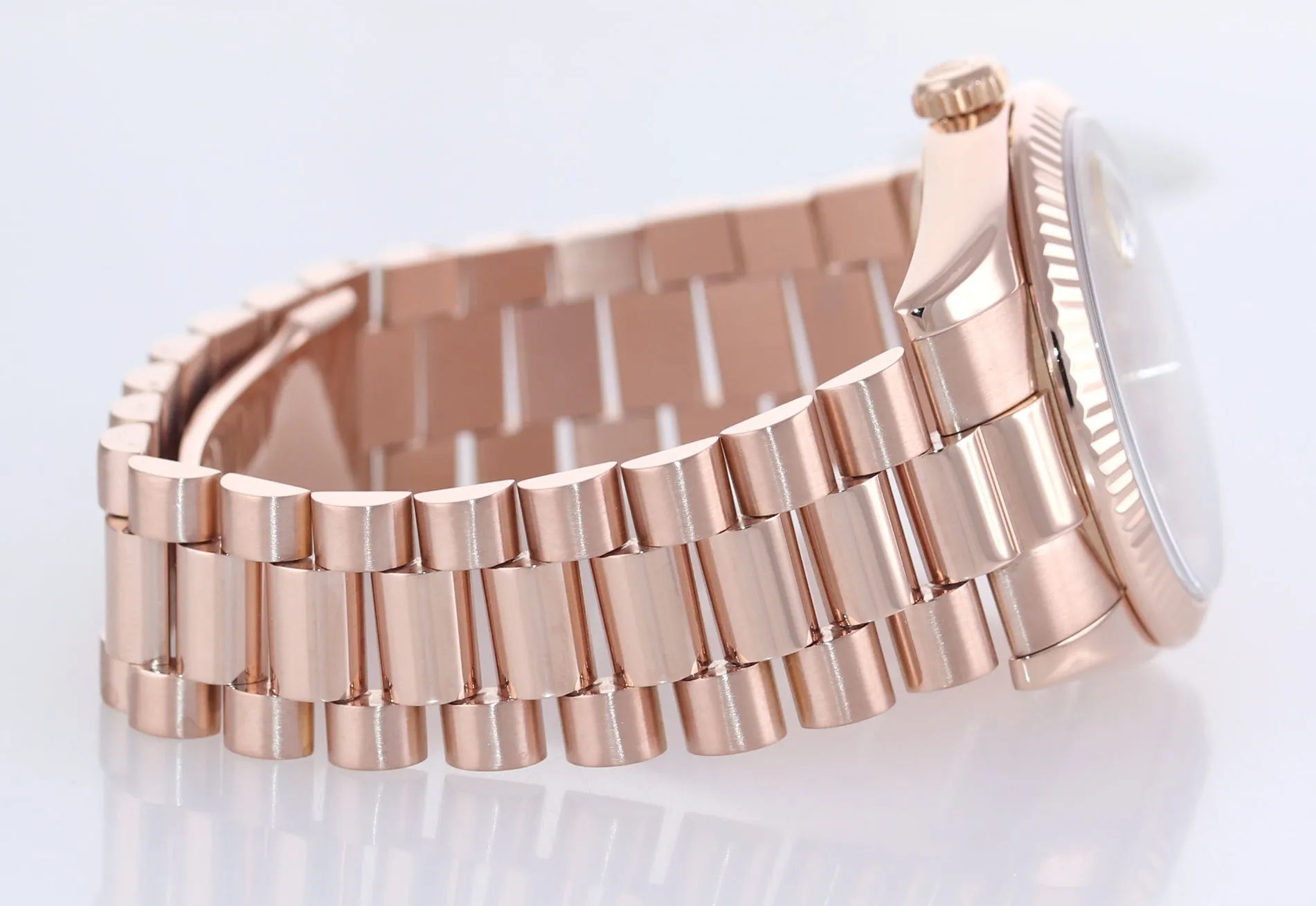 2016 Rolex President Day Date Rose Gold 36mm 118235 Diamond Heavy Buckle Watch