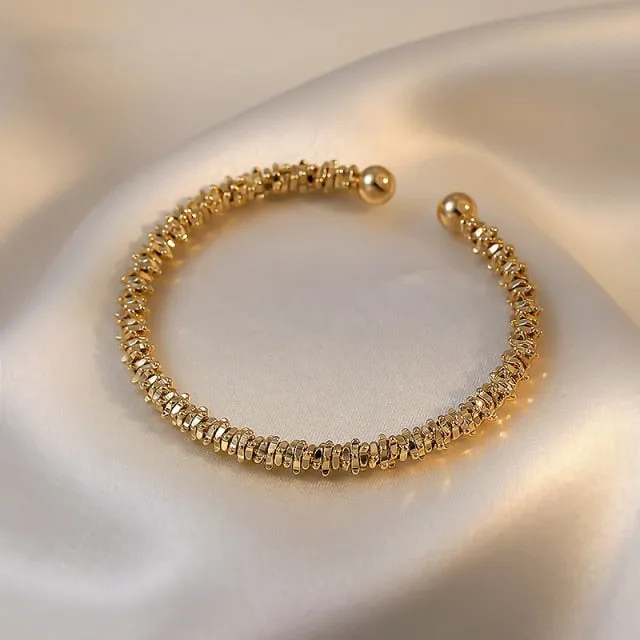2021 New Classic Simple Copper Alloy Gold Jewelry Bracelets Korean Fashion Accessories Gothic Girl&#39;s Unusual Bracelets For Woman