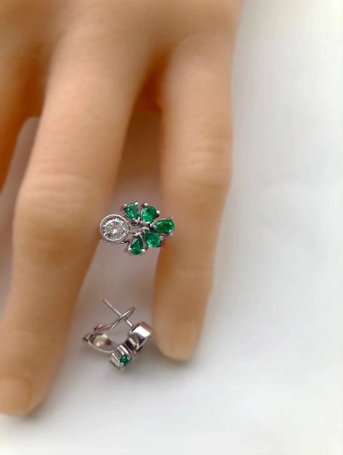 2.50 Carat Diamond Emerald Cluster Earrings 18k White Gold