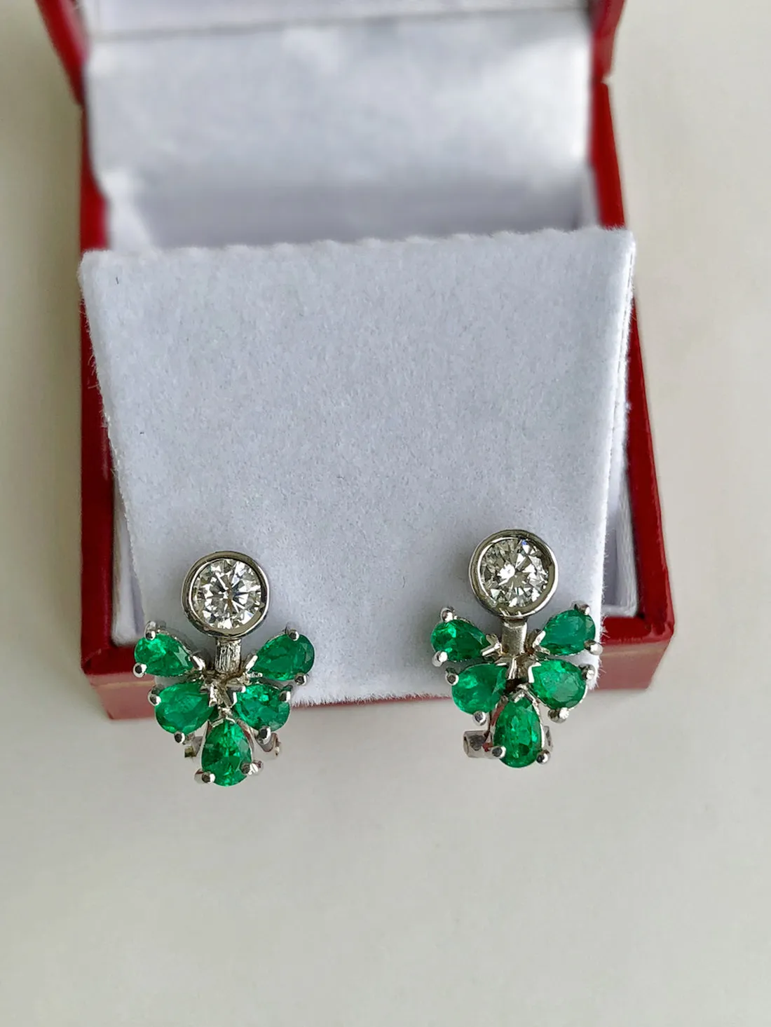 2.50 Carat Diamond Emerald Cluster Earrings 18k White Gold