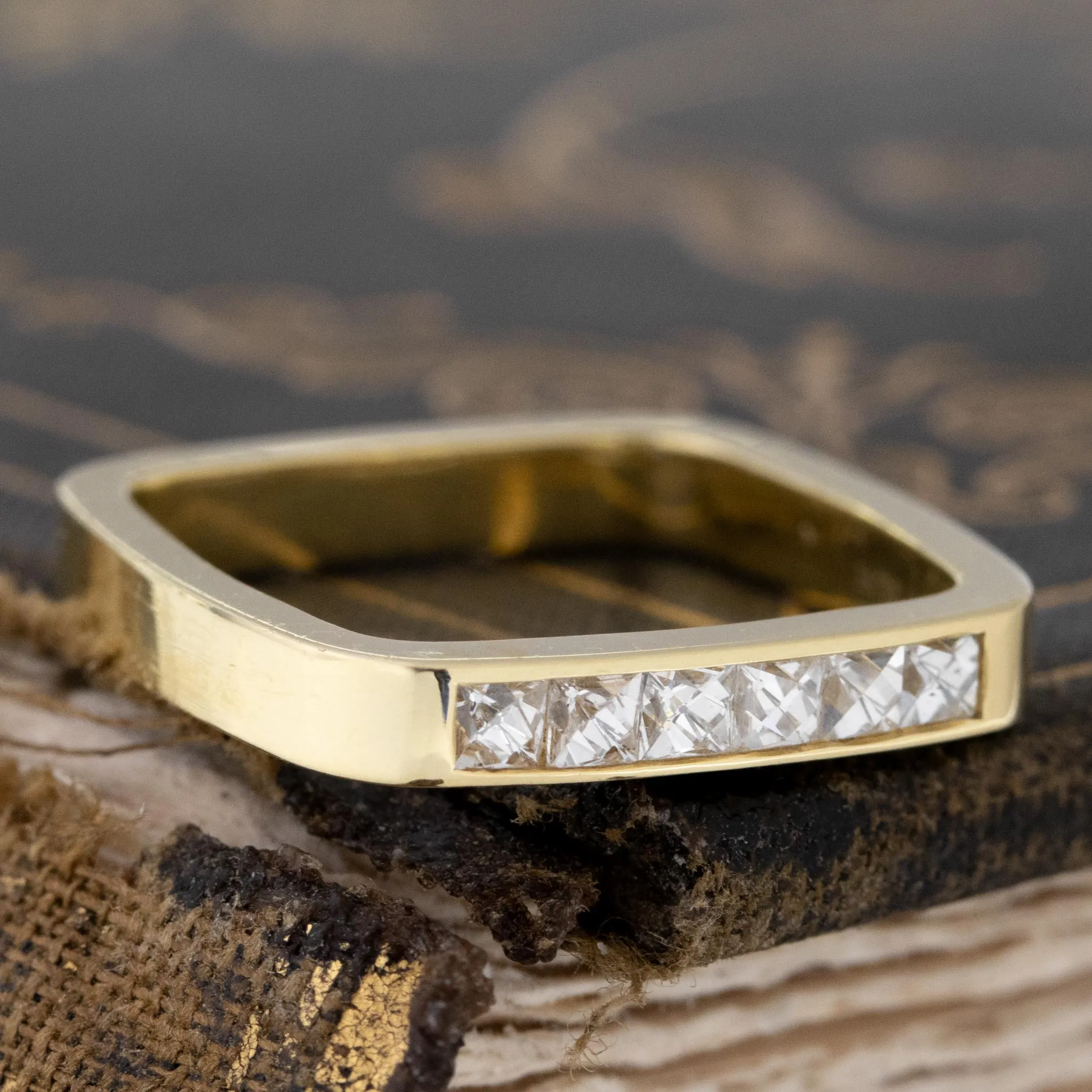 .38ctw French Cut Diamond 6-Stone Square Shank Band