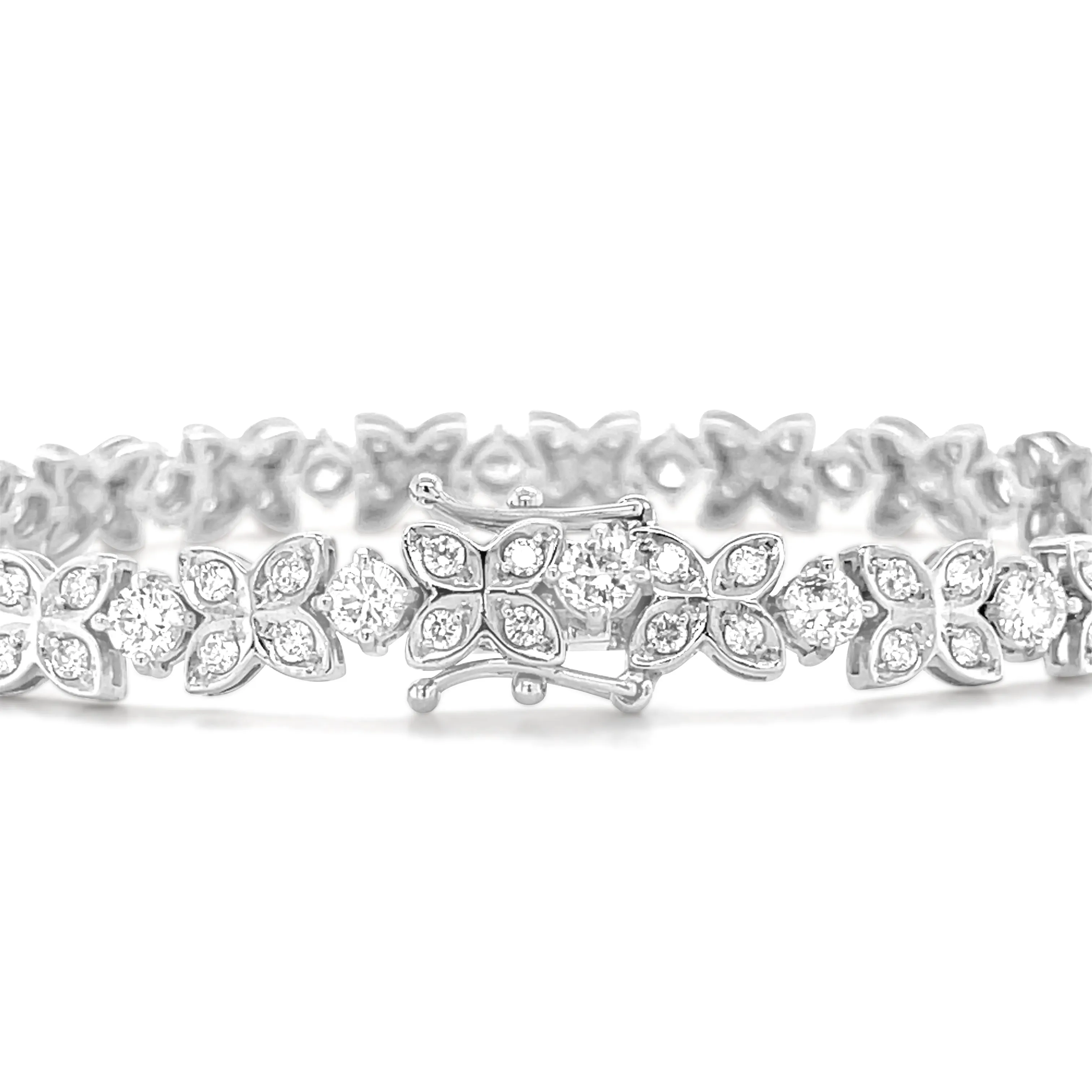 4.56 Carat Diamond Bracelet in 18k White Gold