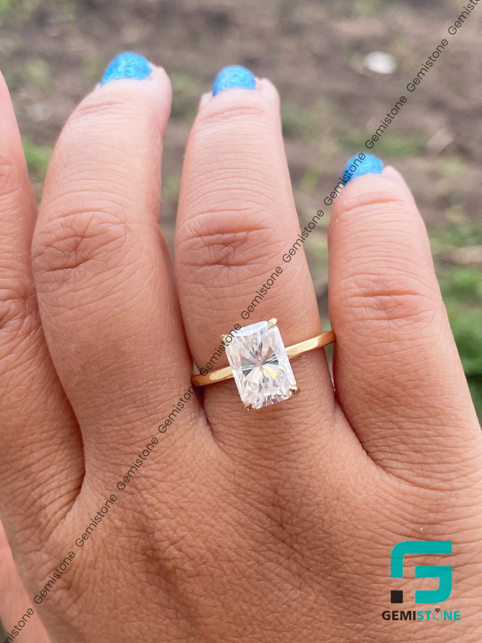 4Ct Radiant Cut Moissanite Diamond Solitaire Ring