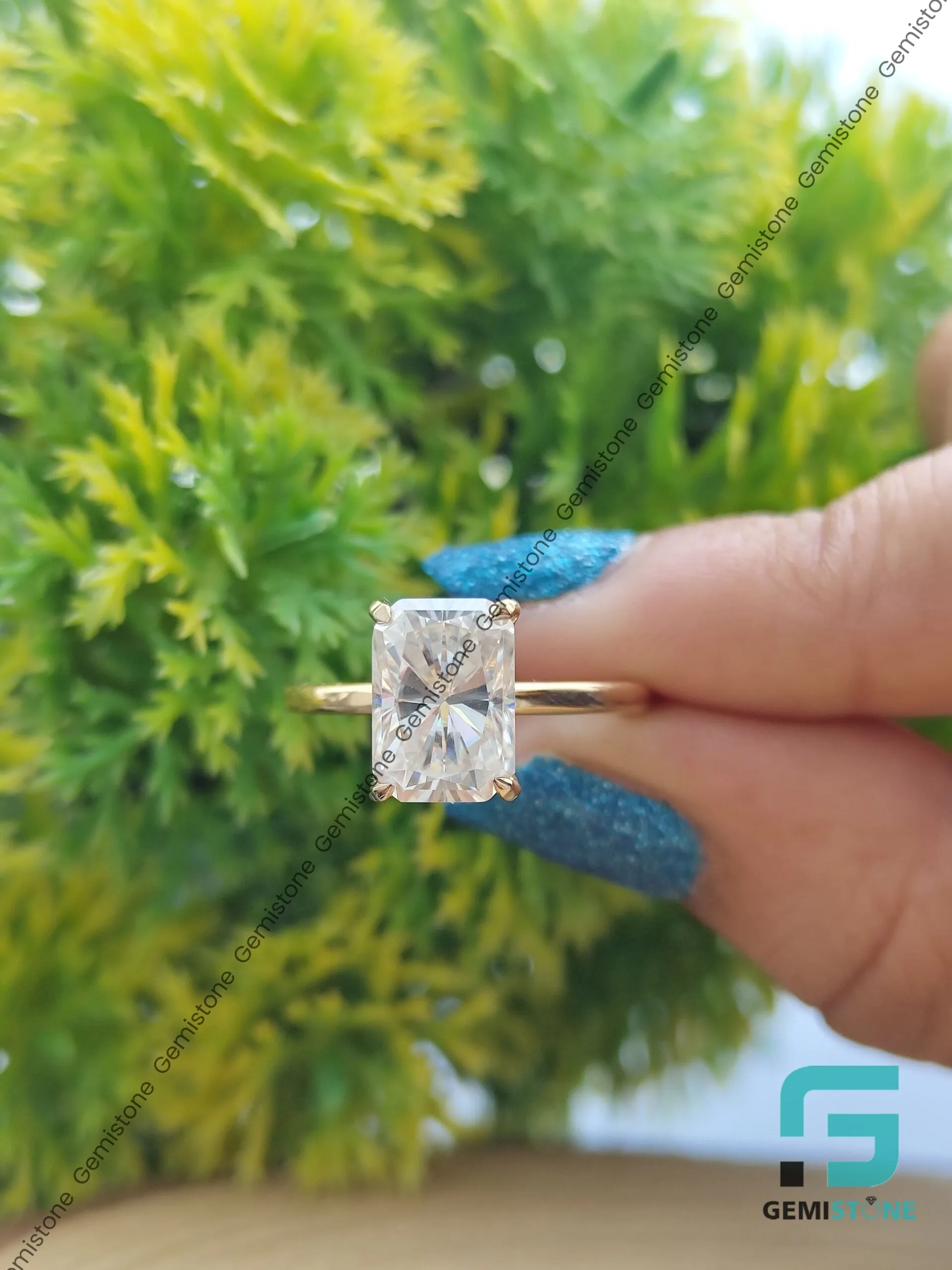 4Ct Radiant Cut Moissanite Diamond Solitaire Ring