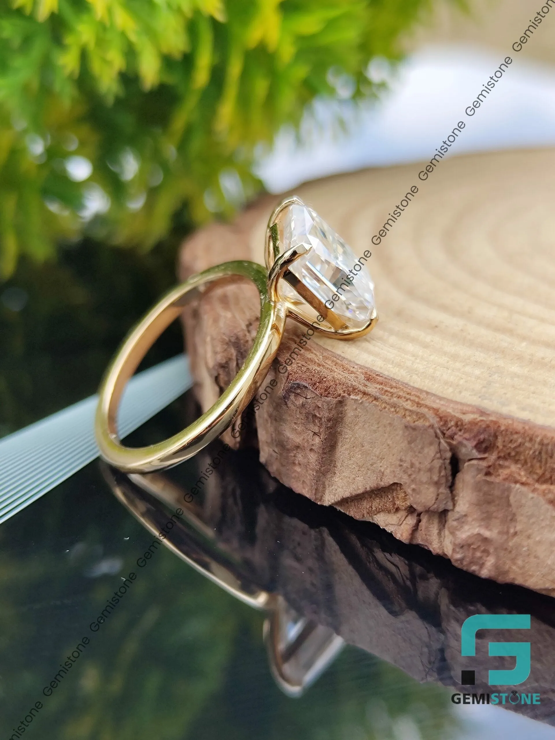4Ct Radiant Cut Moissanite Diamond Solitaire Ring