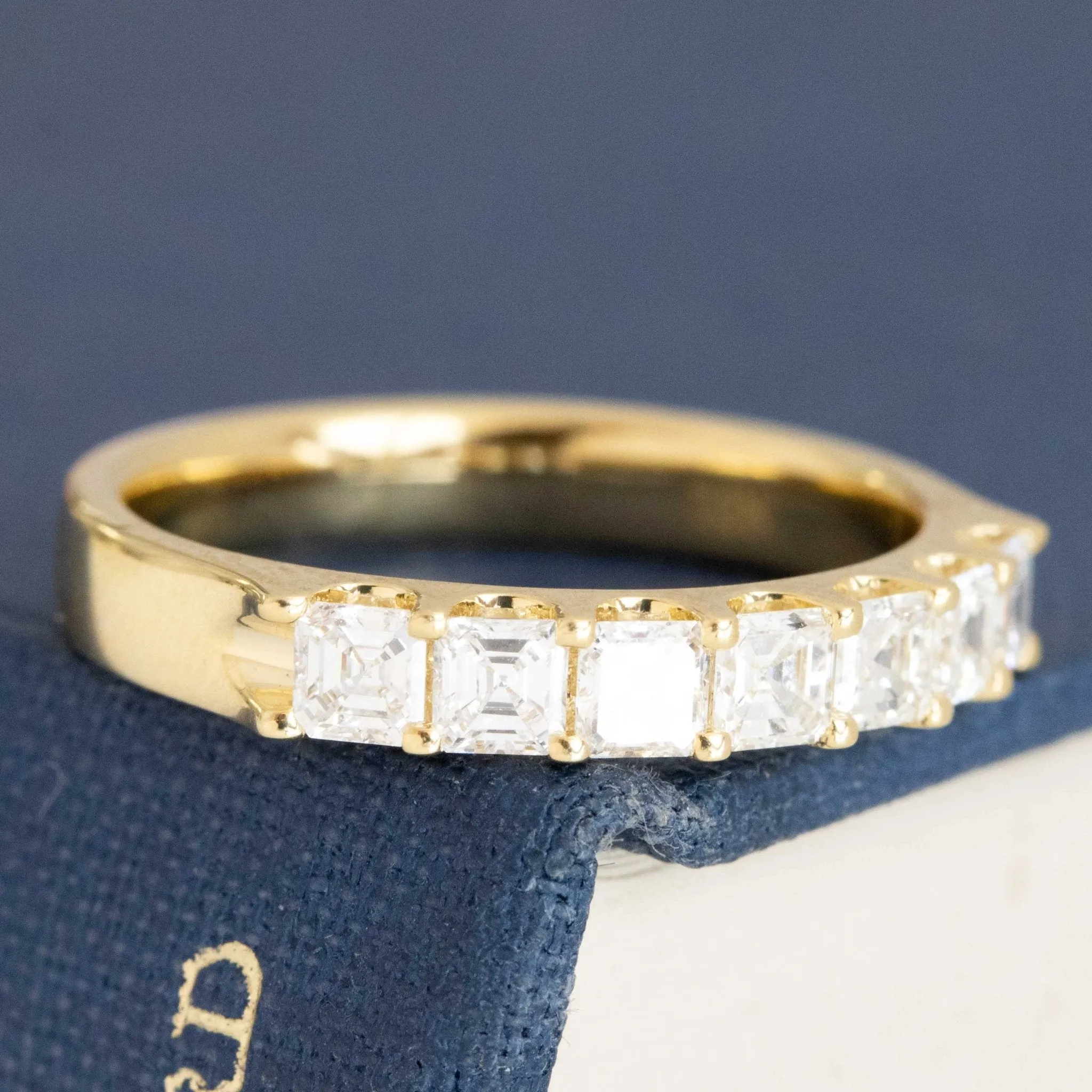 .90ctw Asscher Cut Diamond 7-Stone Band