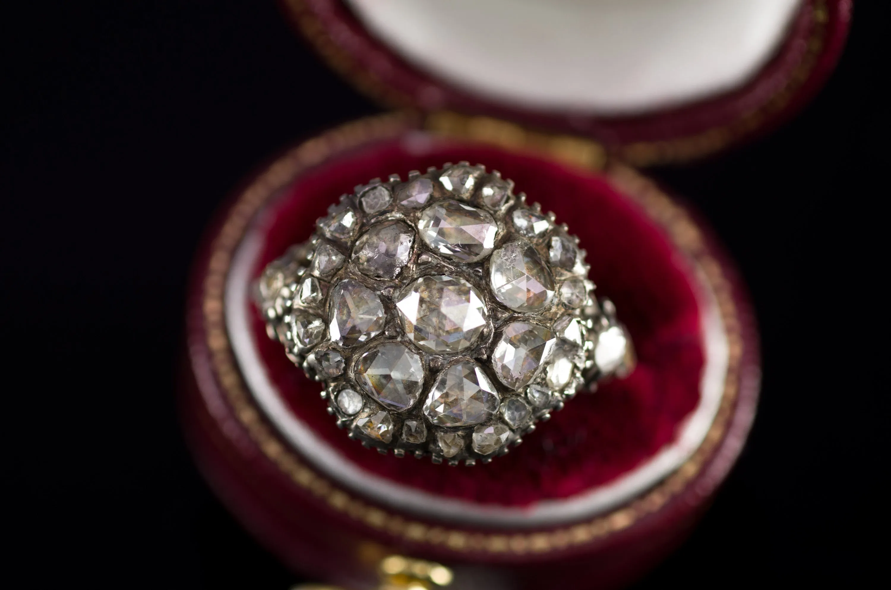 ANTIQUE ROSE CUT CLUSTER RING