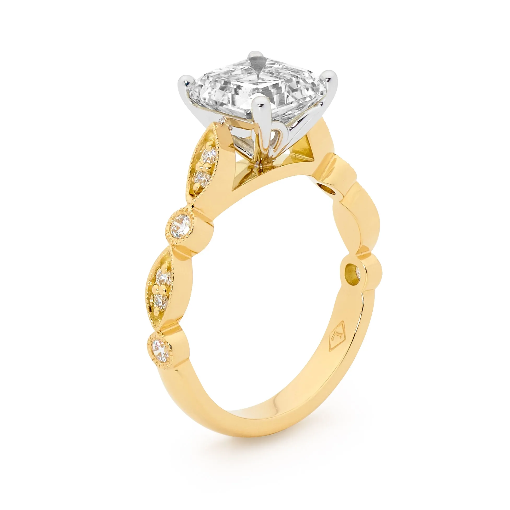Asscher Cut Vintage Elegance
