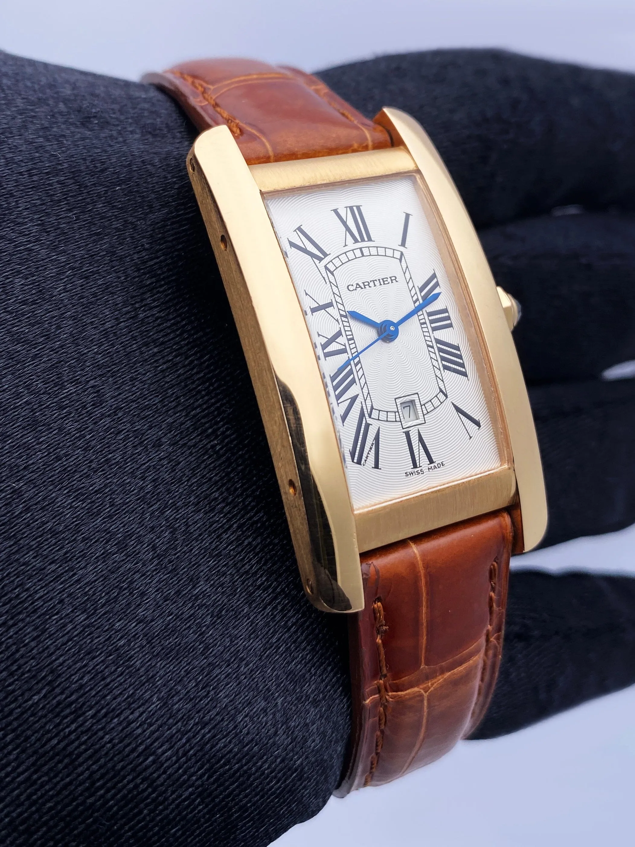 Cartier Tank Americaine W2620030 18K Rose Gold Watch Box Papers