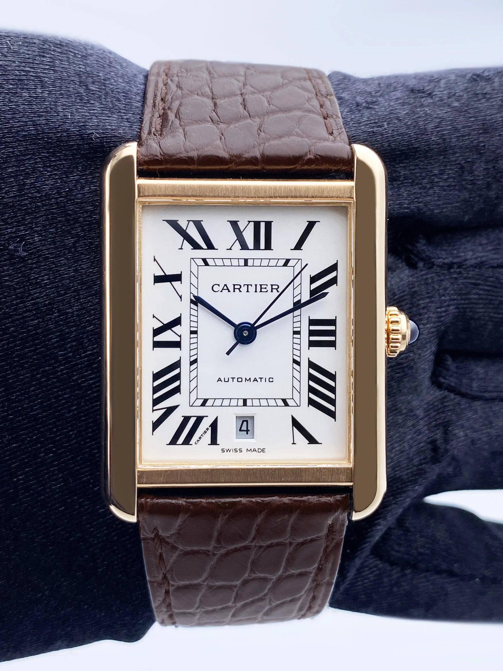 Cartier Tank Solo XL W5200026 18K Rose Gold Mens Watch Box Papers