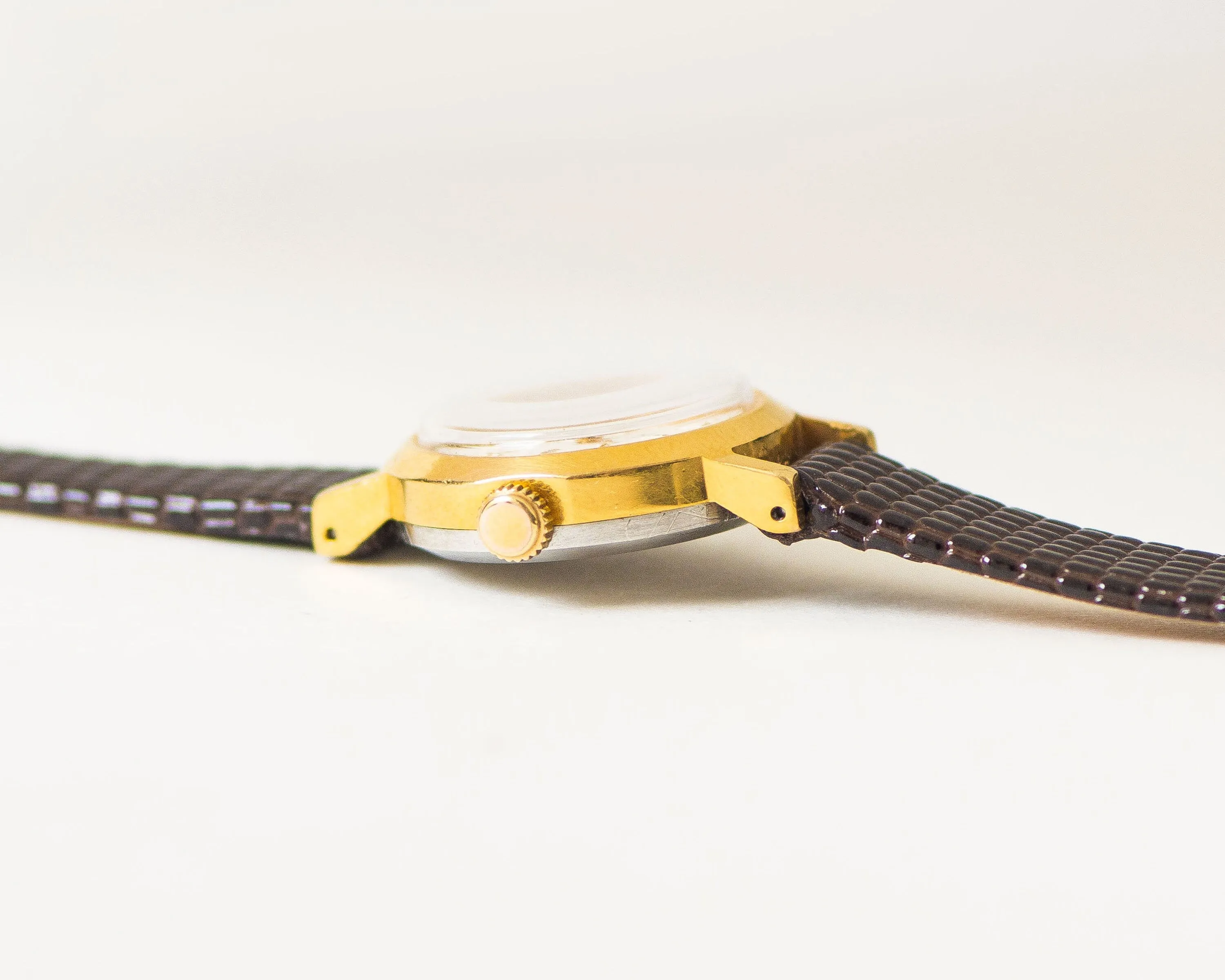 Classic women's watch Dawn gold plated, mint condition women's watch vintage 60s, minimalist watch petite jewelry gift, new leather strap