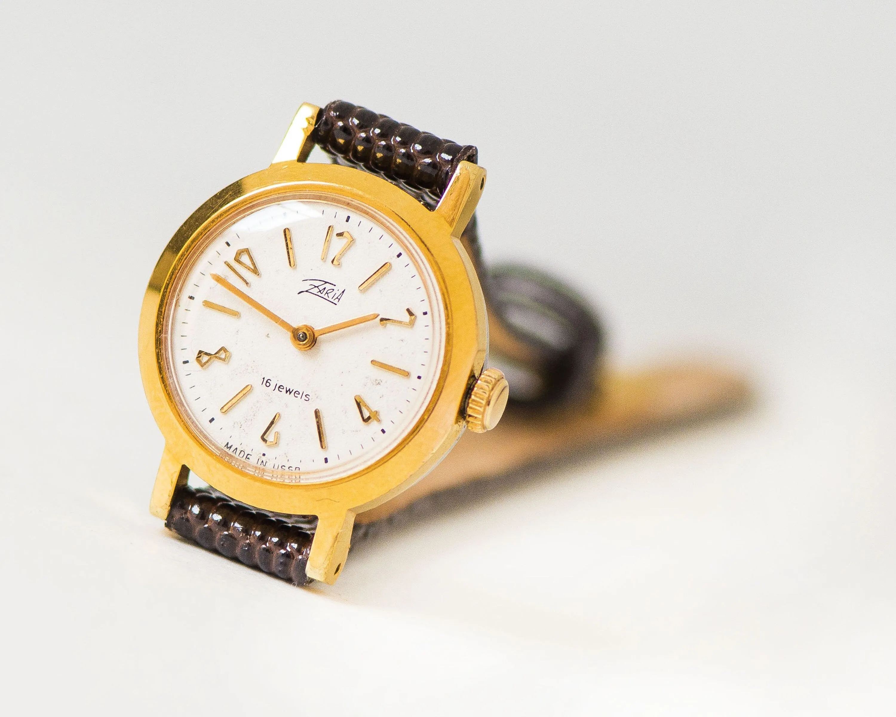 Classic women's watch Dawn gold plated, mint condition women's watch vintage 60s, minimalist watch petite jewelry gift, new leather strap