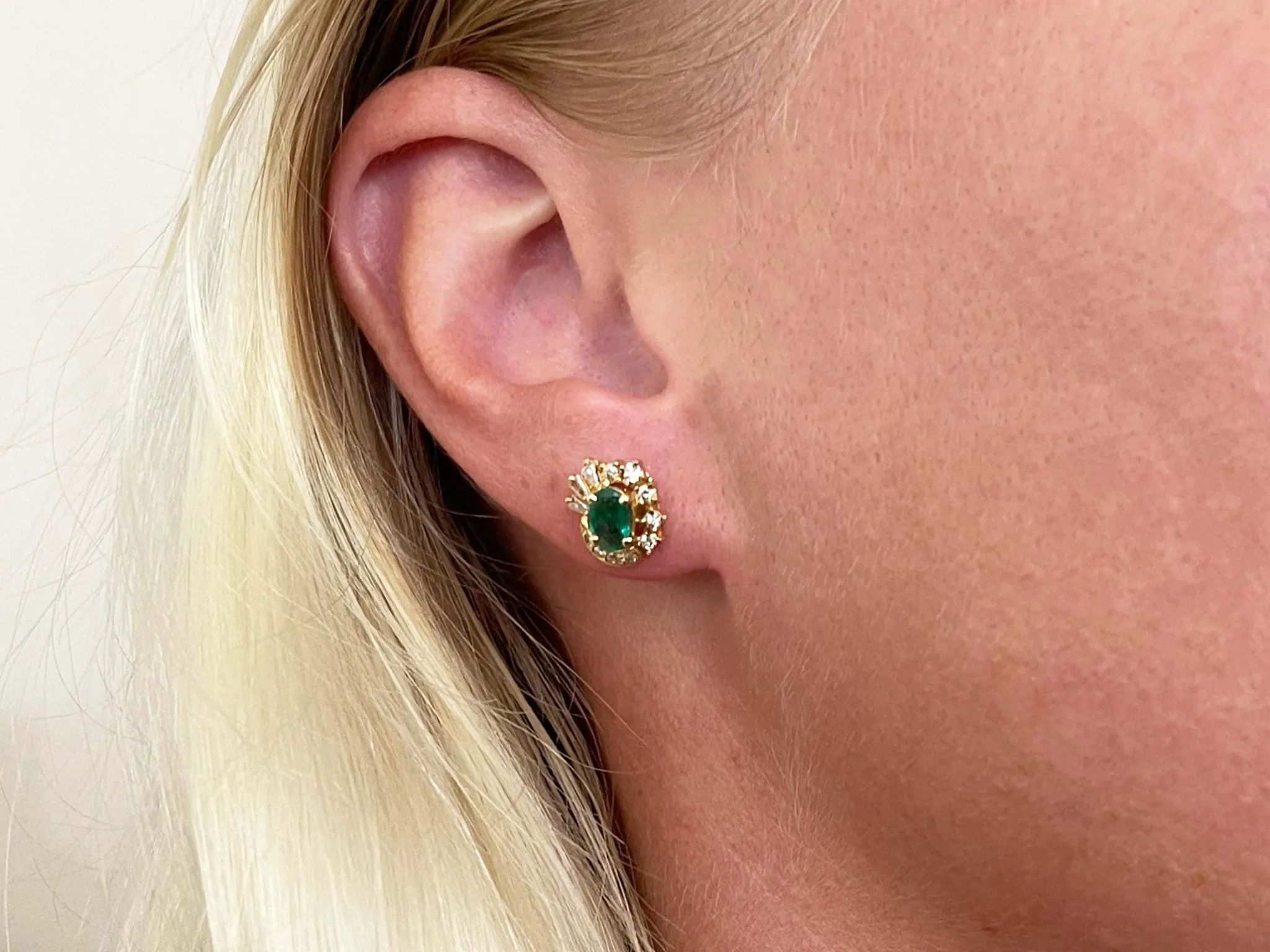 Columbian Emerald and Diamond Halo Stud Earrings in 18k Yellow Gold