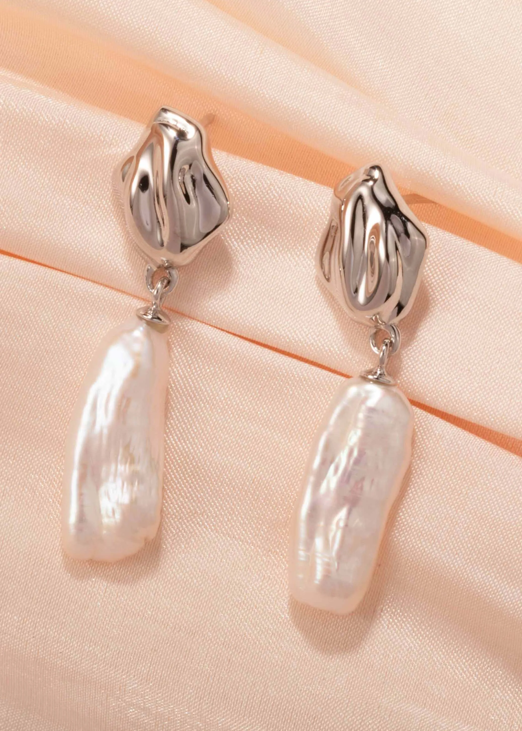 Cosmic Pearl Artifacts Dangle Earrings