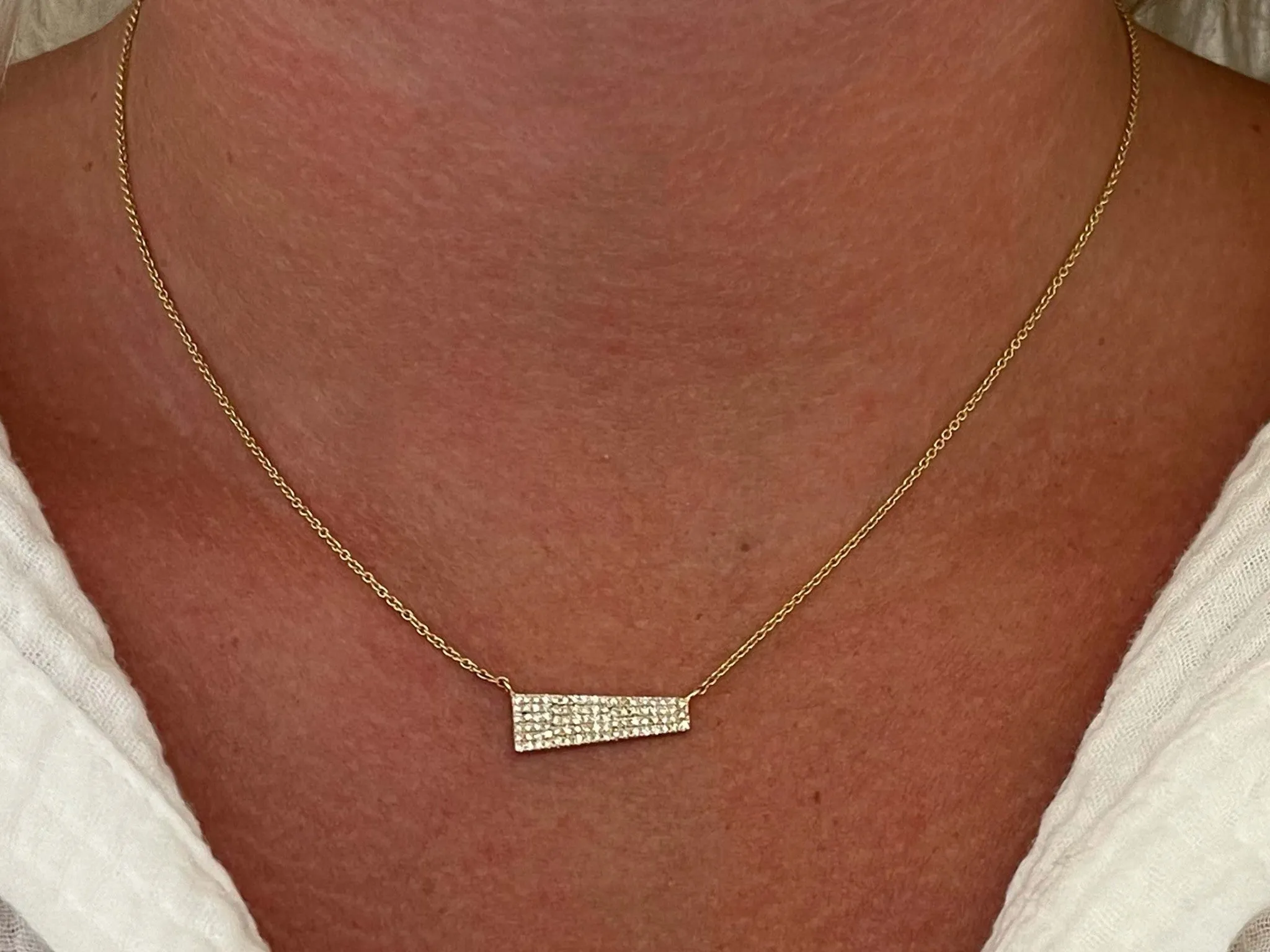 Diamond Bar Necklace in 14k Yellow Gold