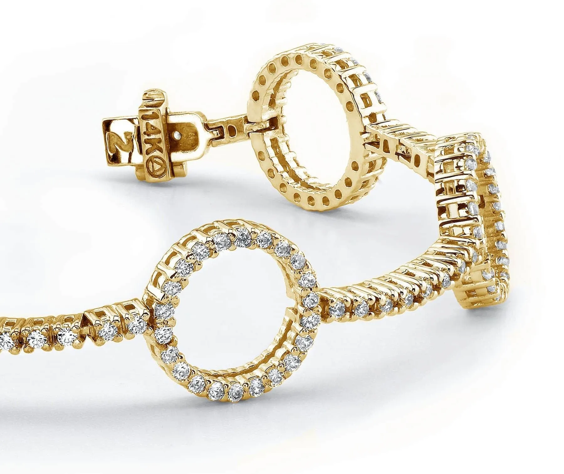 Diamond Circle Of Life Diamond Bracelet with 2.34 ct.(finished) 1.4mm