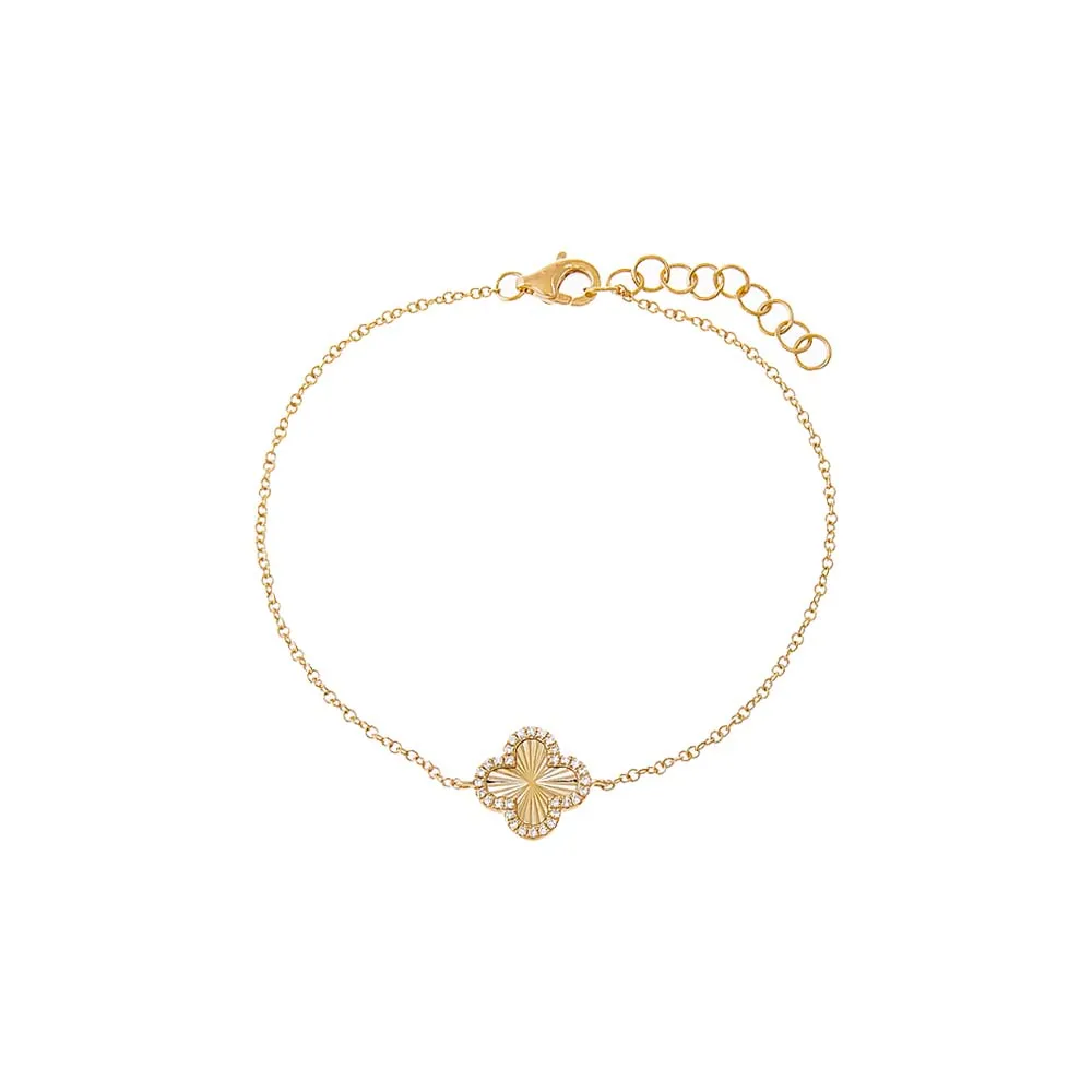 Diamond Pave Outline Clover Ridged Bracelet 14K