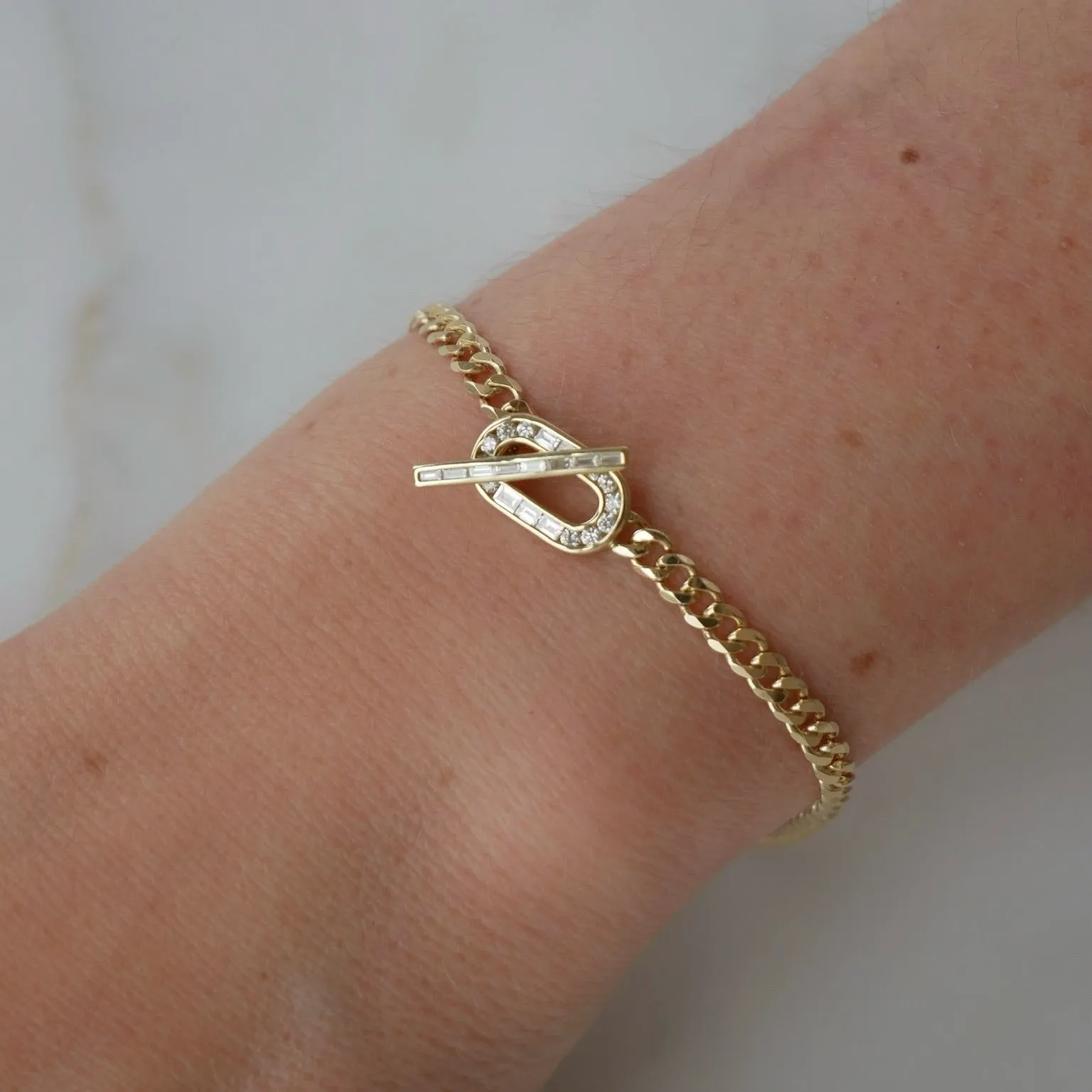 Diamond Toggle Curb Chain Bracelet