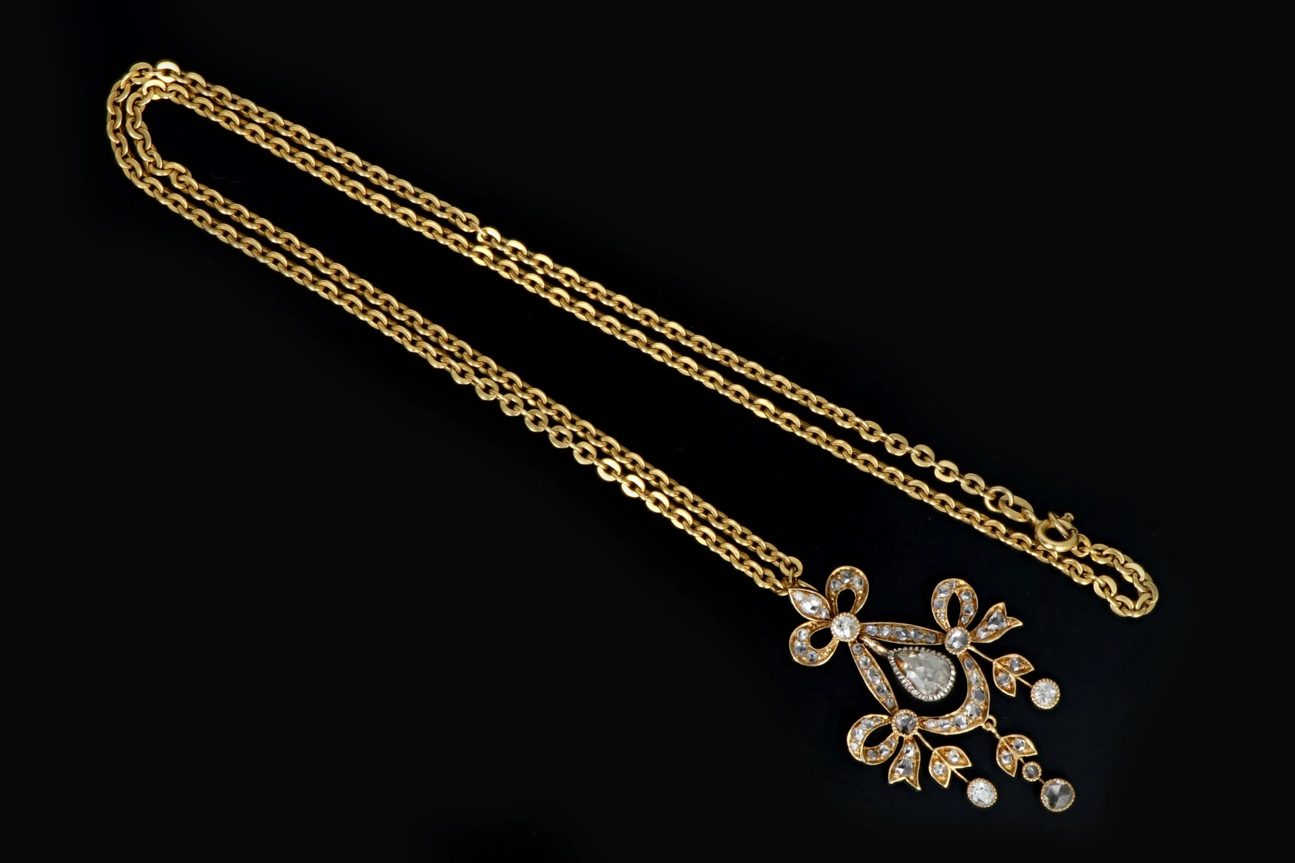 Early Victorian 18k Yellow Gold 1.25 Carat Diamond Pendant Necklace