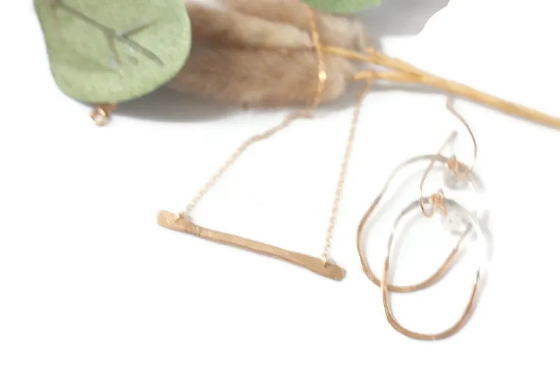 Eberly Hammered Stick Necklace