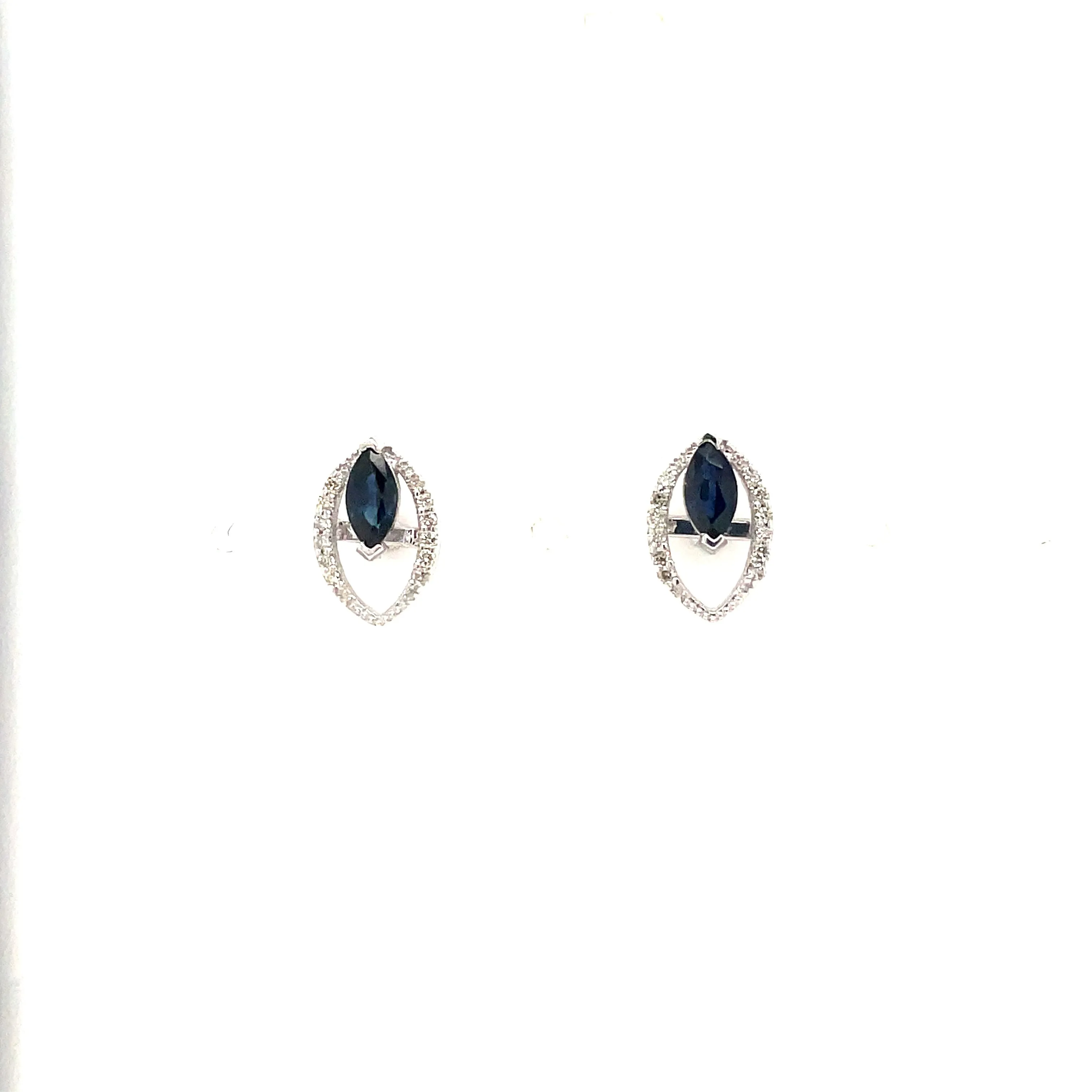 Emerald Earring in .925 Sterling Silver - KST 56867