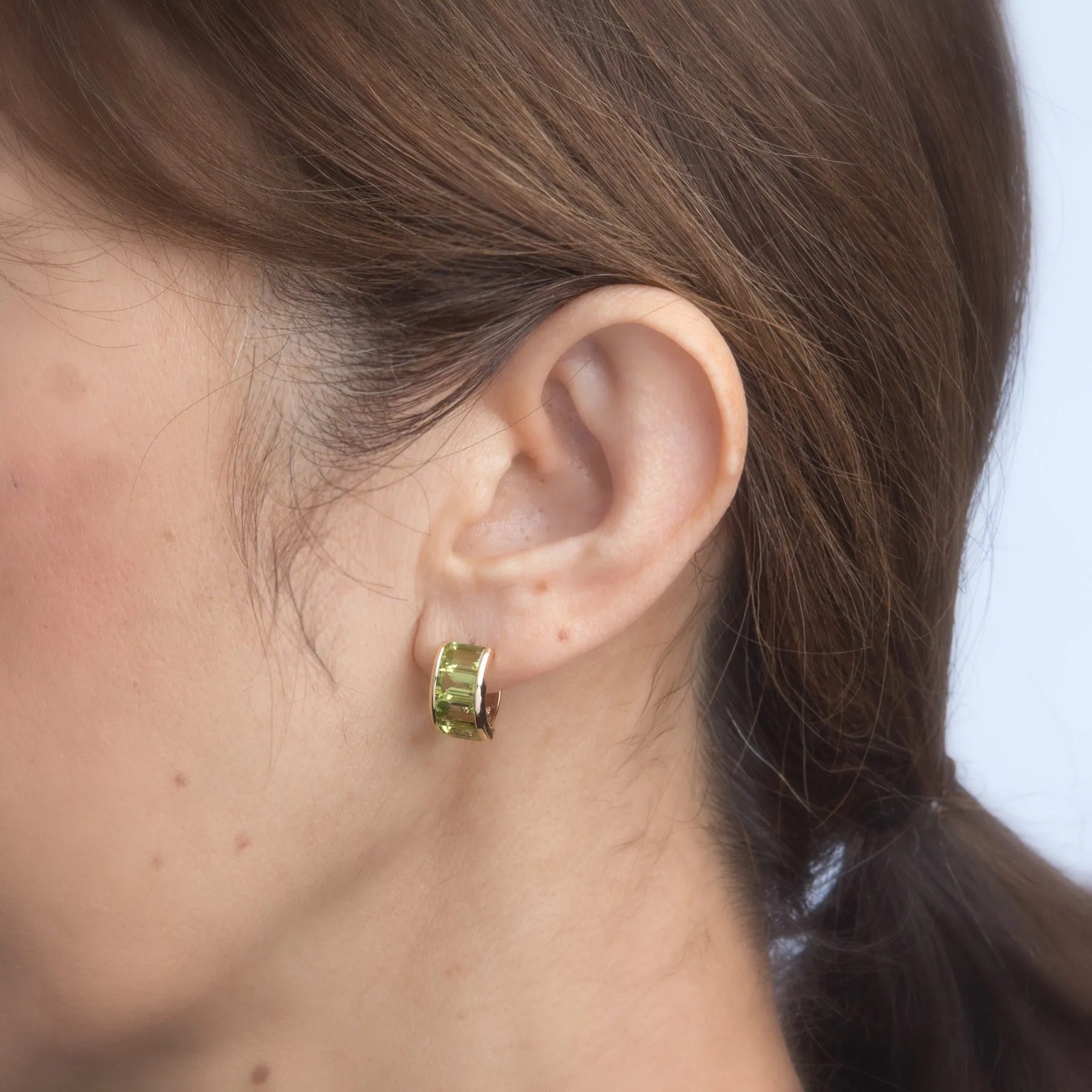 Estate Peridot Small Hoop Earrings 14k Yellow Gold Vintage Jewelry Pre Owned