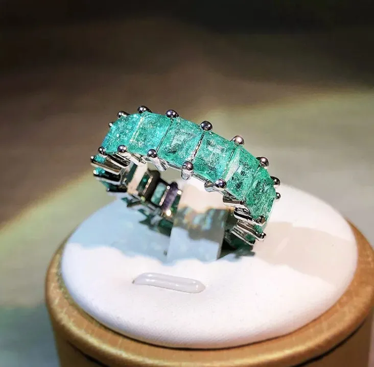 Eternity Ring | Green Diamond Ring | TennisRing