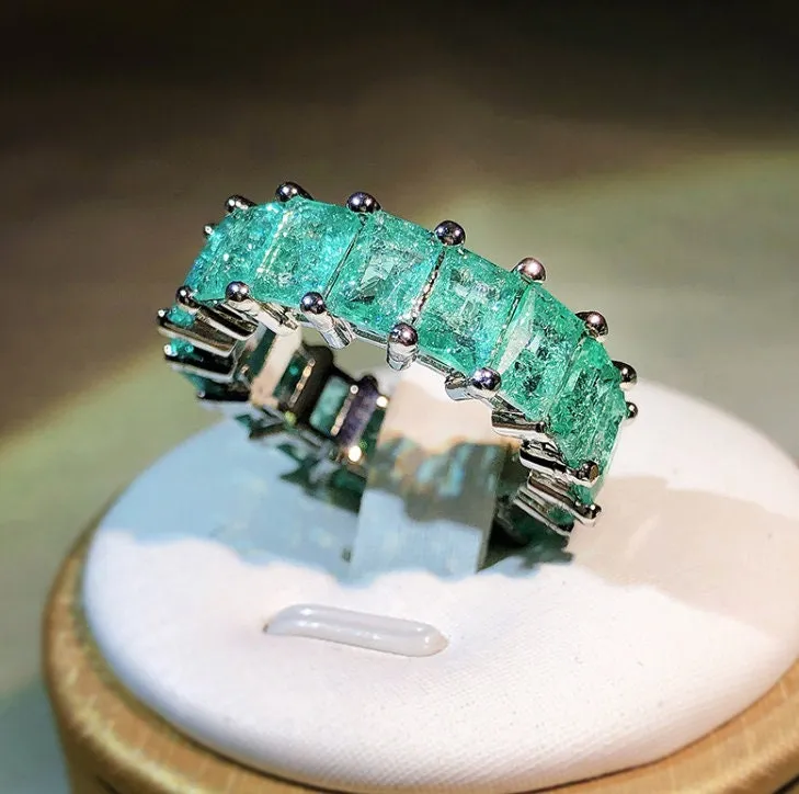 Eternity Ring | Green Diamond Ring | TennisRing