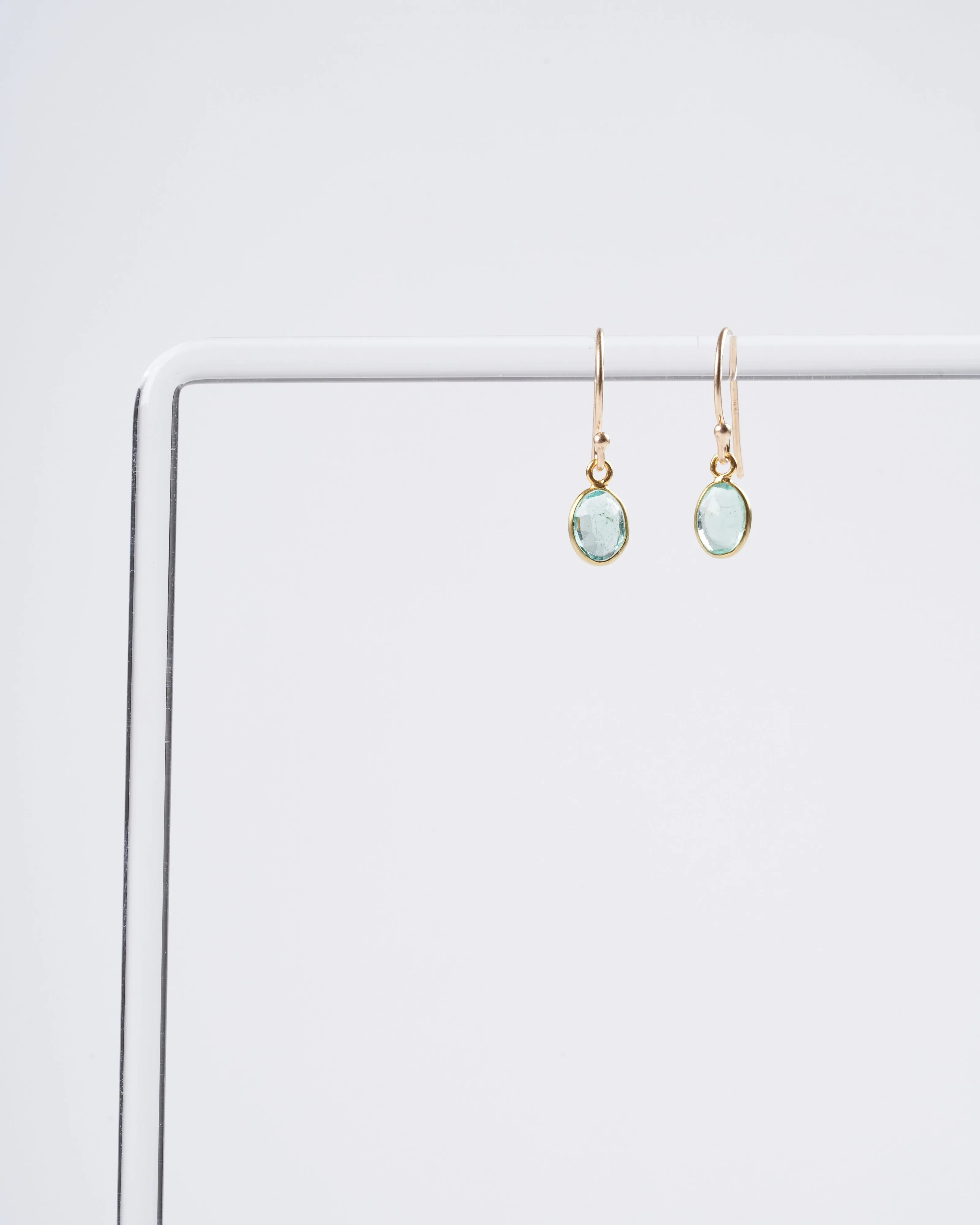 faceted emerald drop earrings